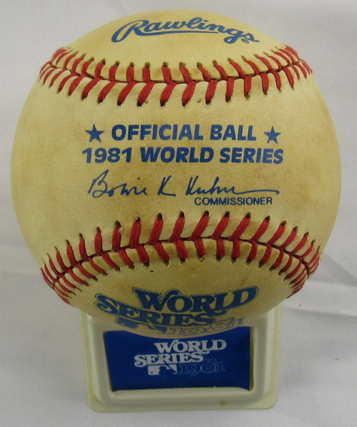1981 Rawlings World Series Baseball Unused w/ Stand and Box - Image 2
