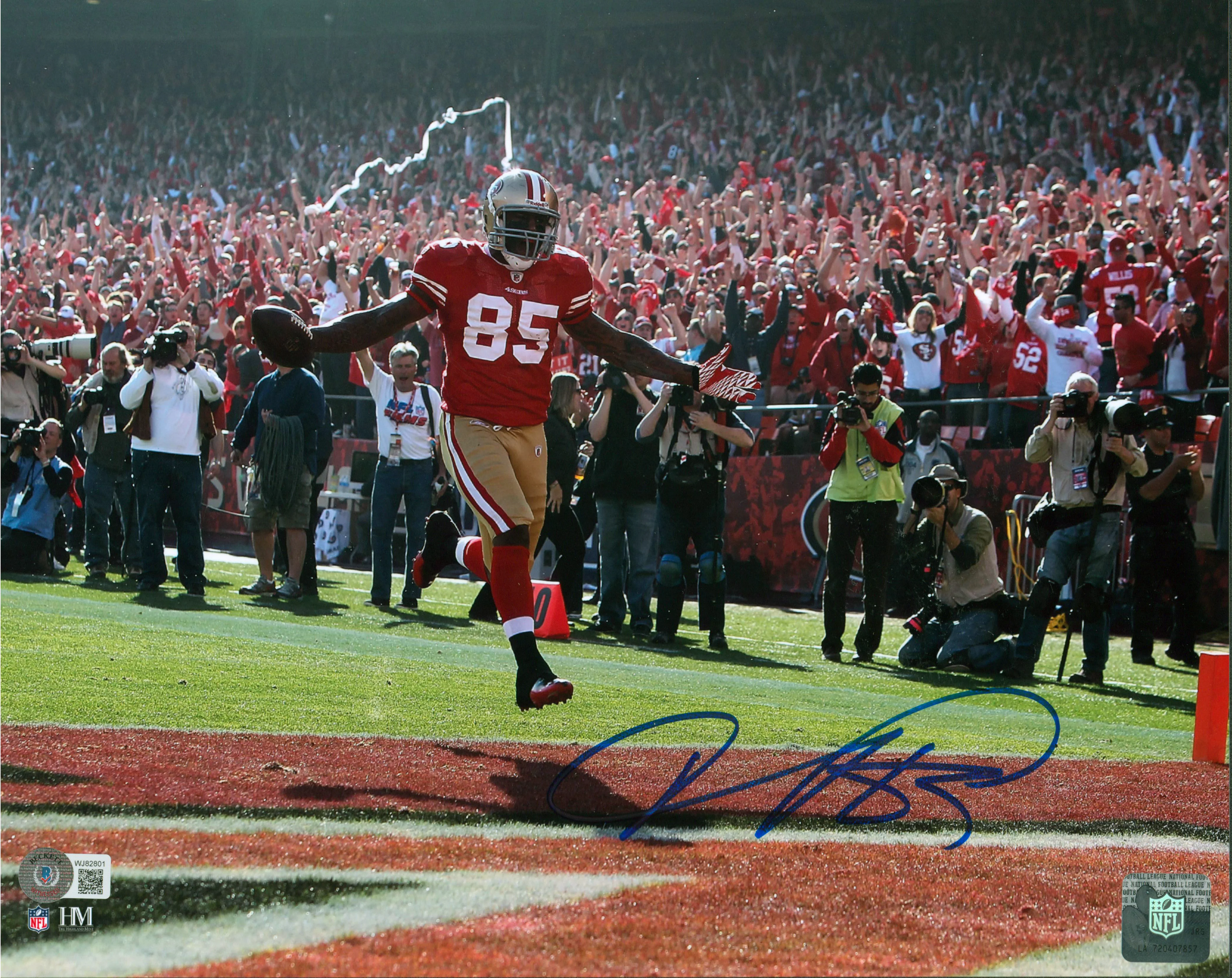 49ers Vernon Davis Authentic Signed 11x14 Photo Autographed BAS Witnessed - Image 2