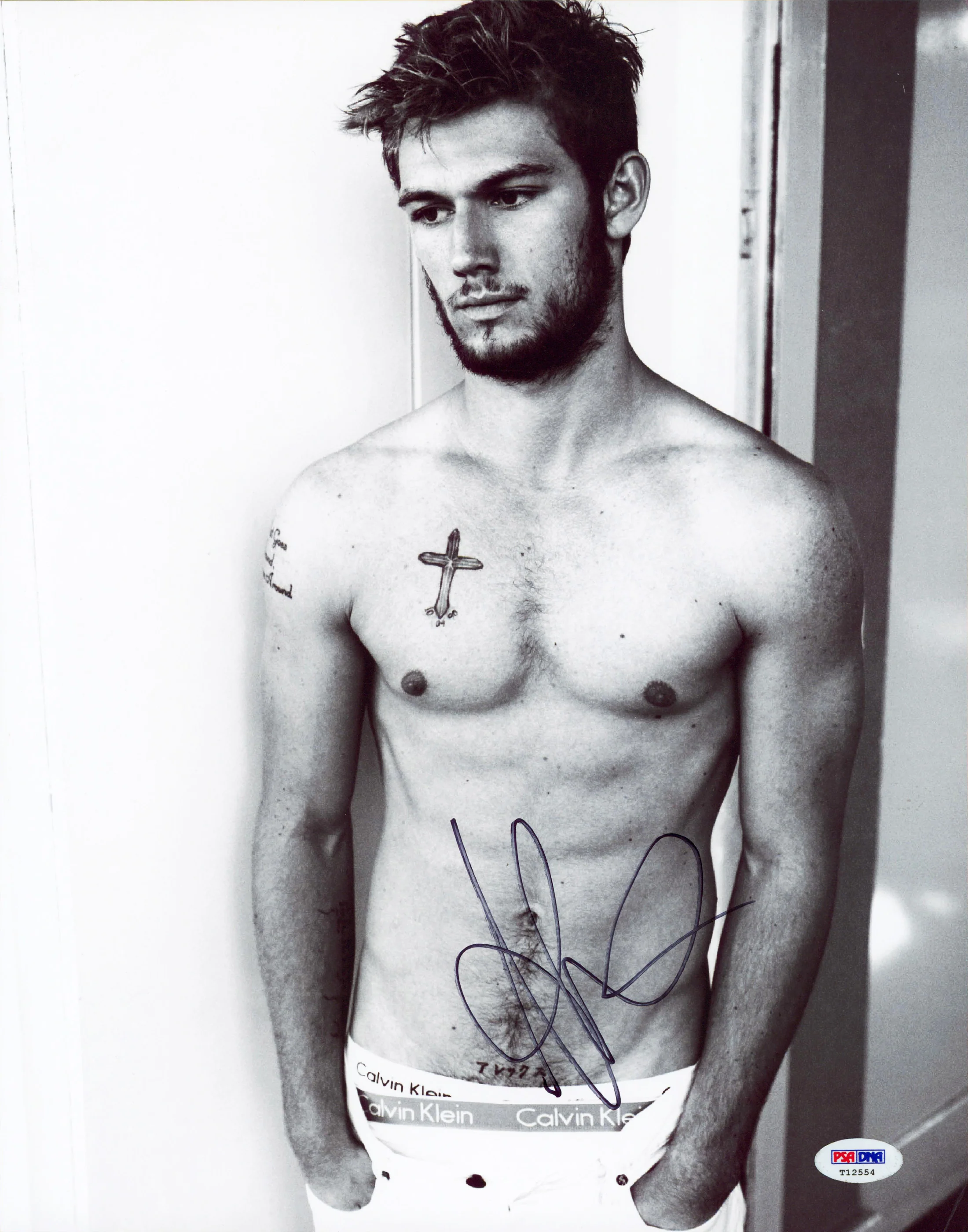 Alex Pettyfer I Am Number Four Authentic Signed 11x14 Photo PSA/DNA #T12554 - Image 2