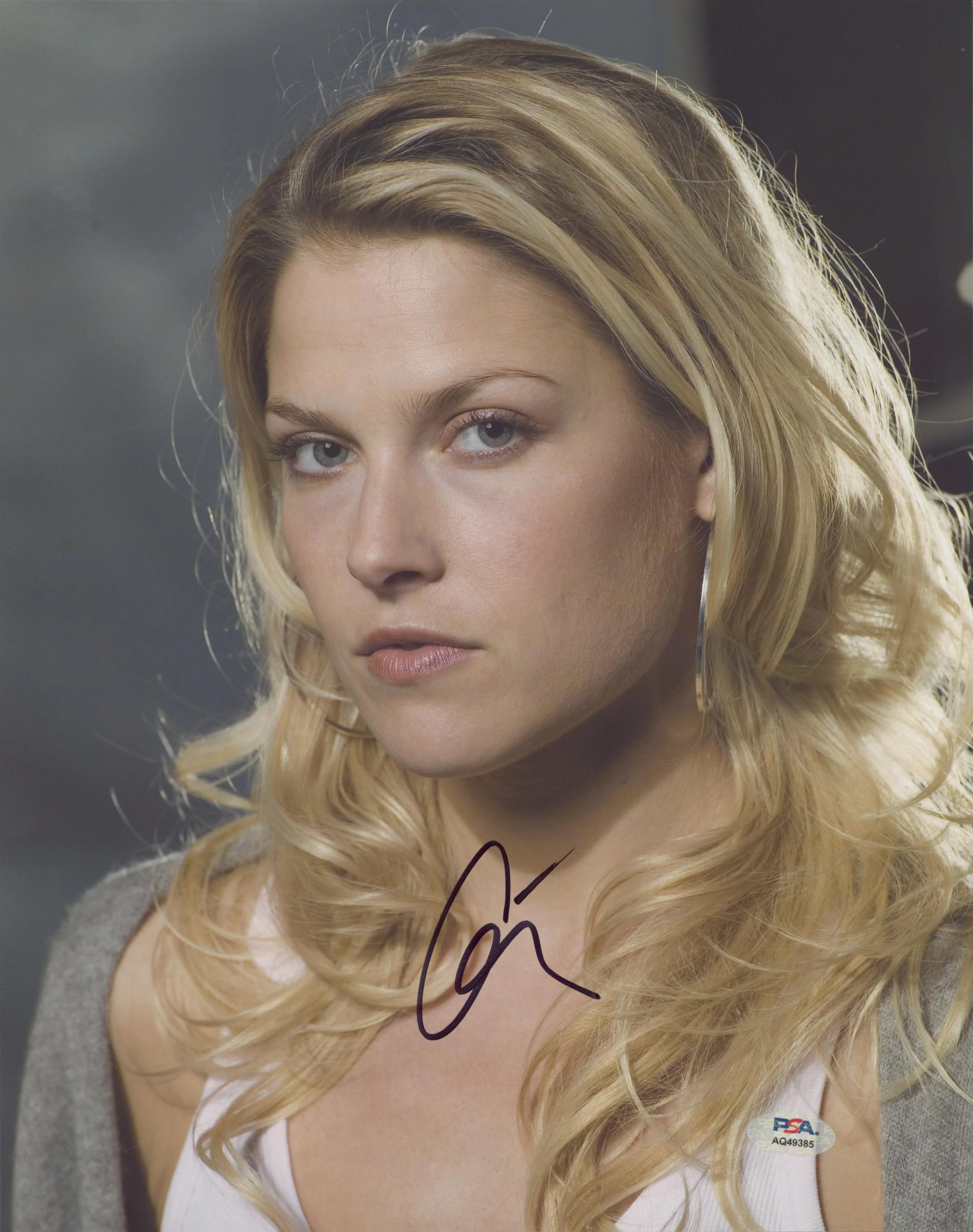 Ali Larter Resident Evil Authentic Signed 11x14 Vertical Photo PSA/DNA #AQ49385 - Image 2