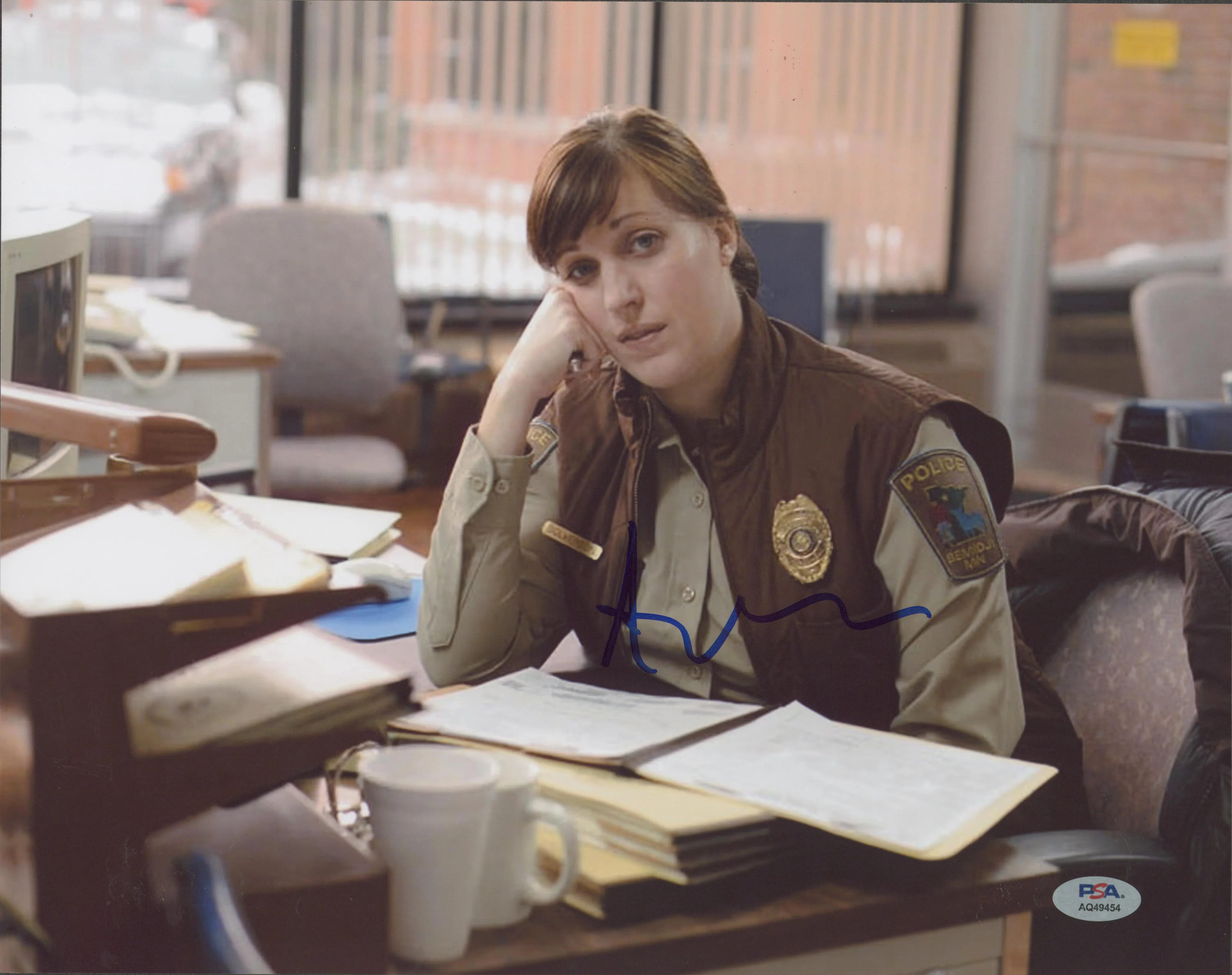 Allison Tolman Fargo Authentic Signed 11x14 Horizontal Photo PSA/DNA #AQ49454