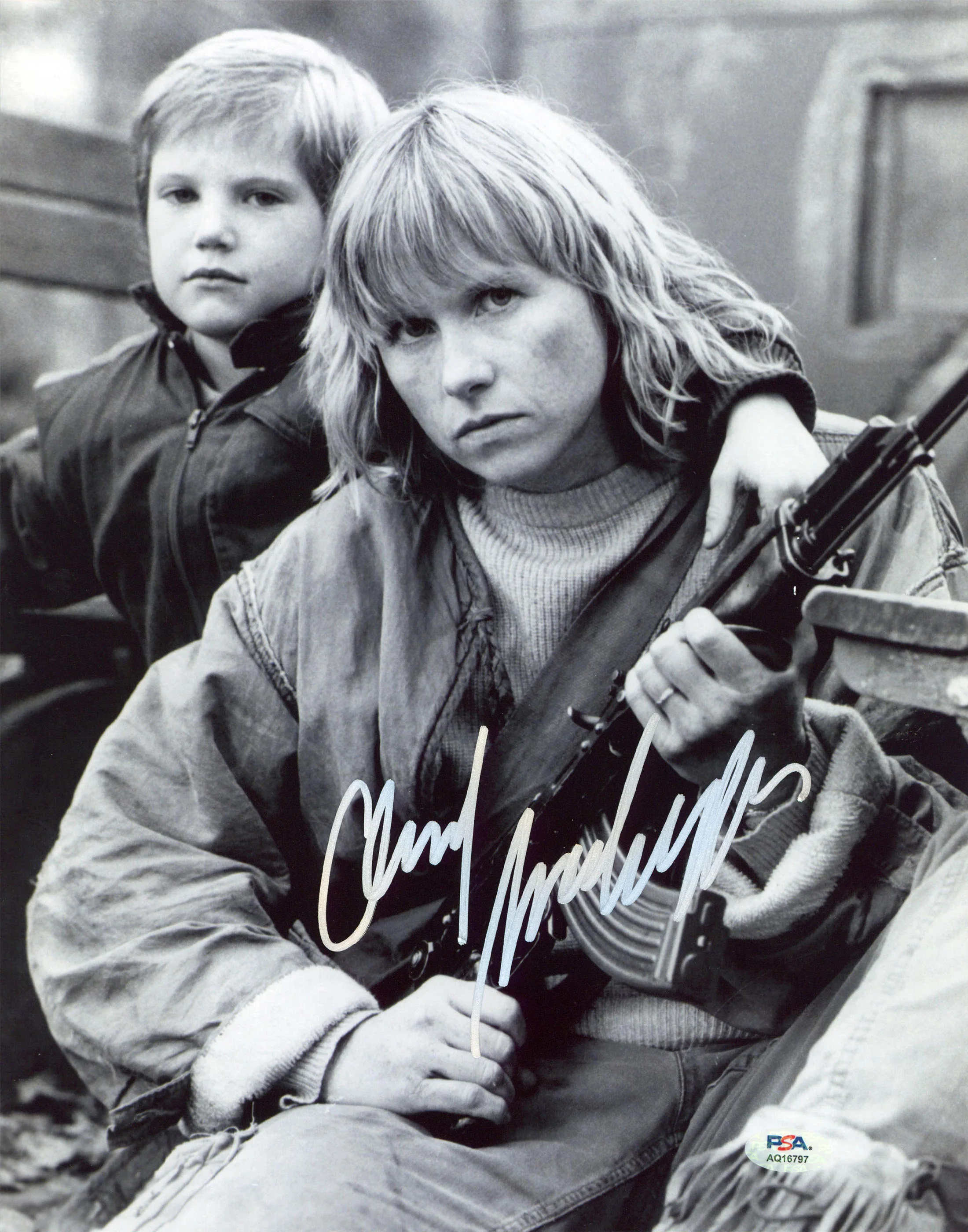 Amy Madigan Nowhere to Hide Authentic Signed 11x14 Vertical Photo PSA #AQ16797 - Image 2