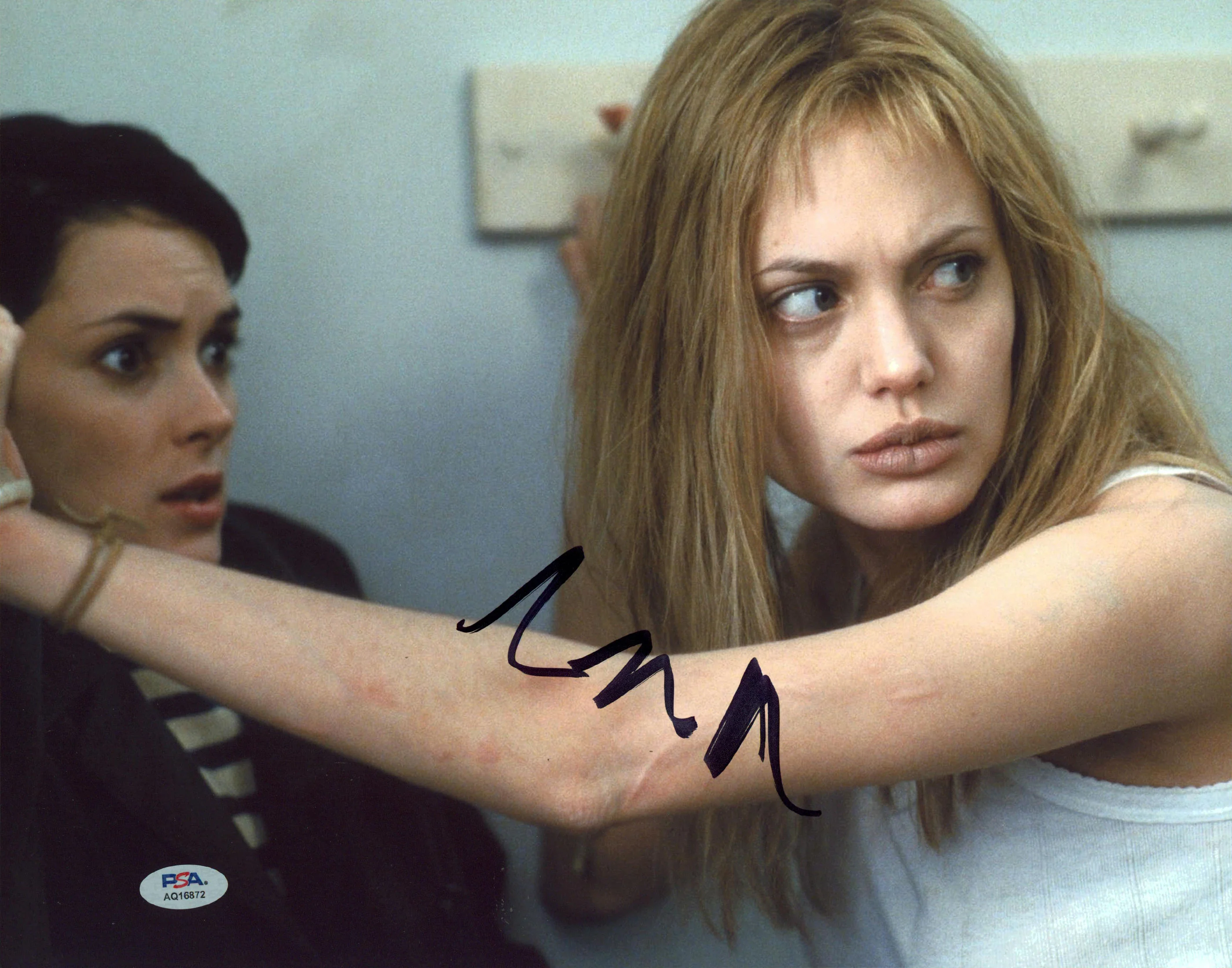 Angelina Jolie Girl, Interrupted Authentic Signed 11x14 Photo PSA/DNA #AQ16872 - Image 2