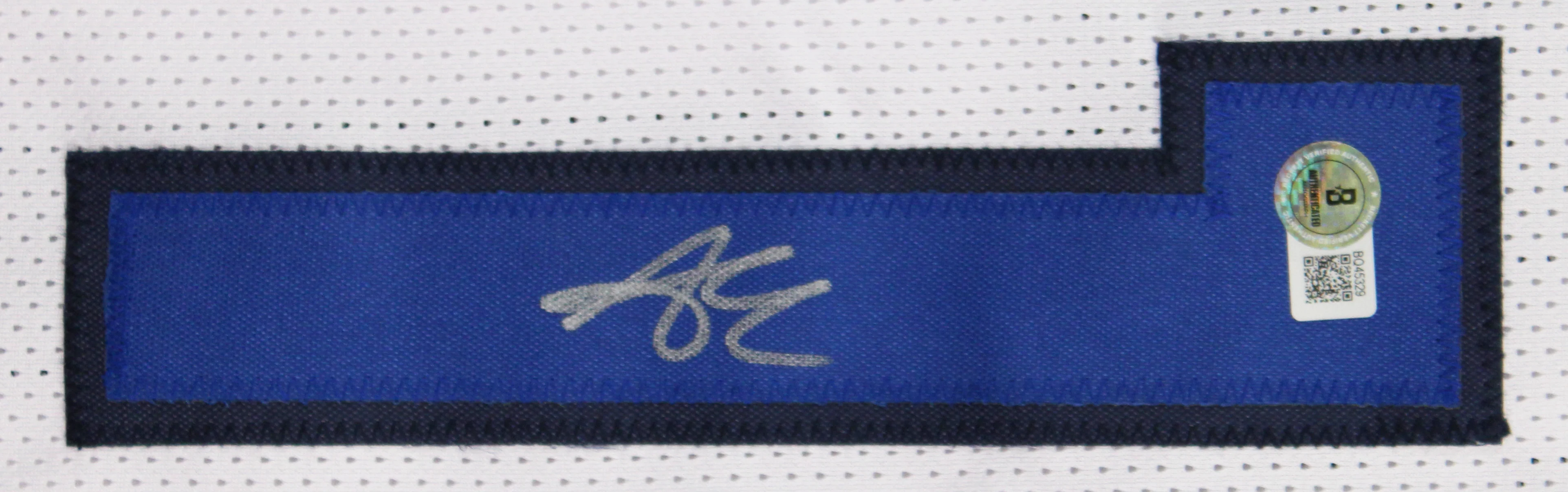 Anthony Edwards Authentic Signed White Pro Style Jersey Autographed BAS - Image 3
