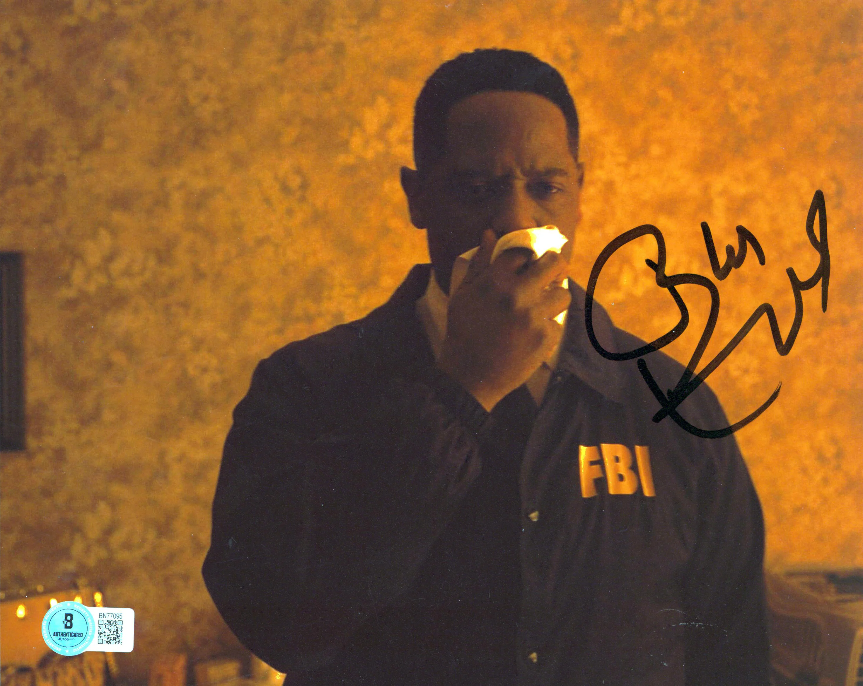 Blair Underwood L.A. Law Authentic Signed 8x10 Photo Autographed BAS #BN77095