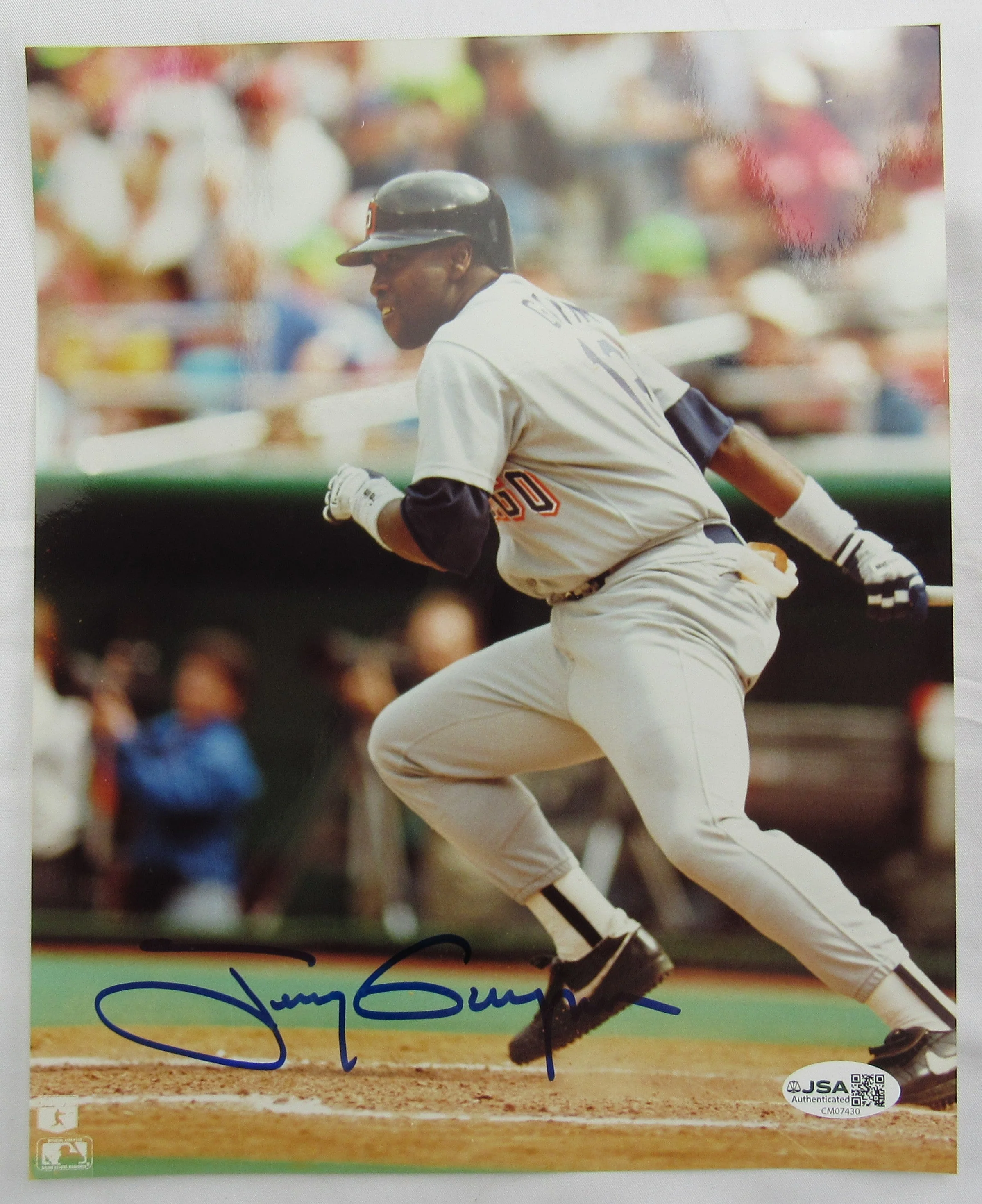 Tony Gwynn Signed Auto 8x10 Photo JSA CM07430