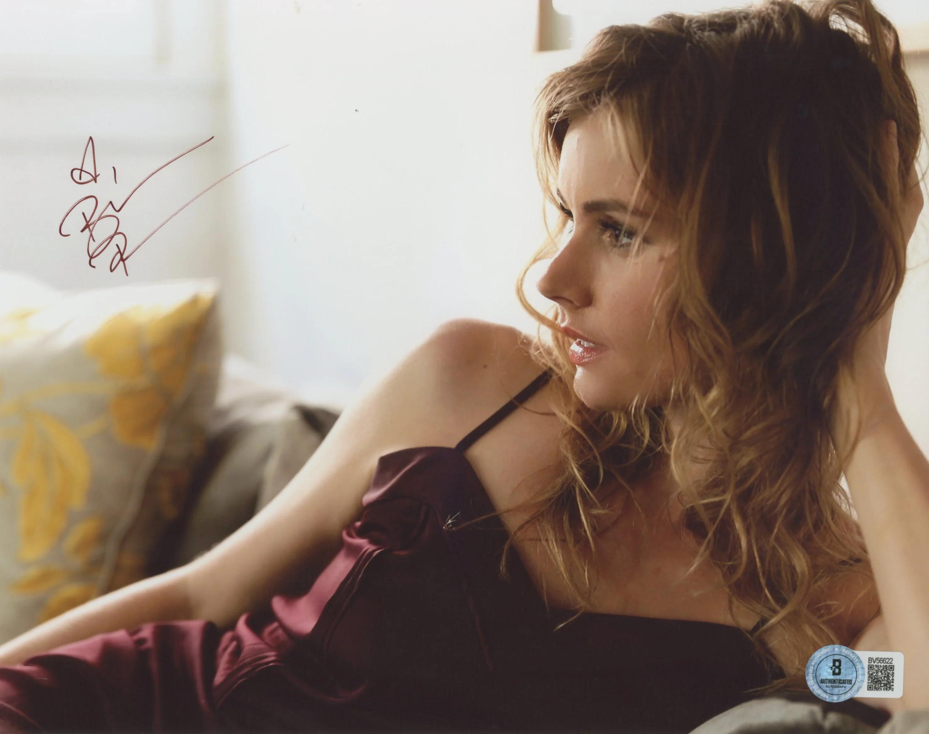 Brianna Brown General Hospital Authentic Signed 8x10 Horizontal Photo BAS 1 - Image 2