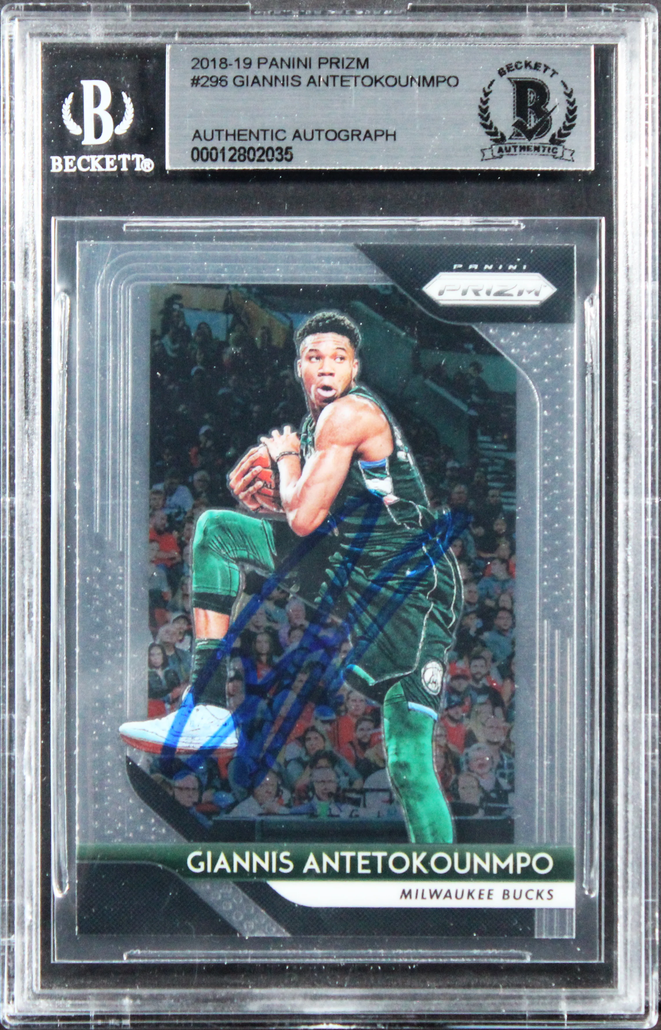 Bucks Giannis Antetokounmpo Signed 2018 Panini Prizm #296 Card BAS Slabbed - Image 2
