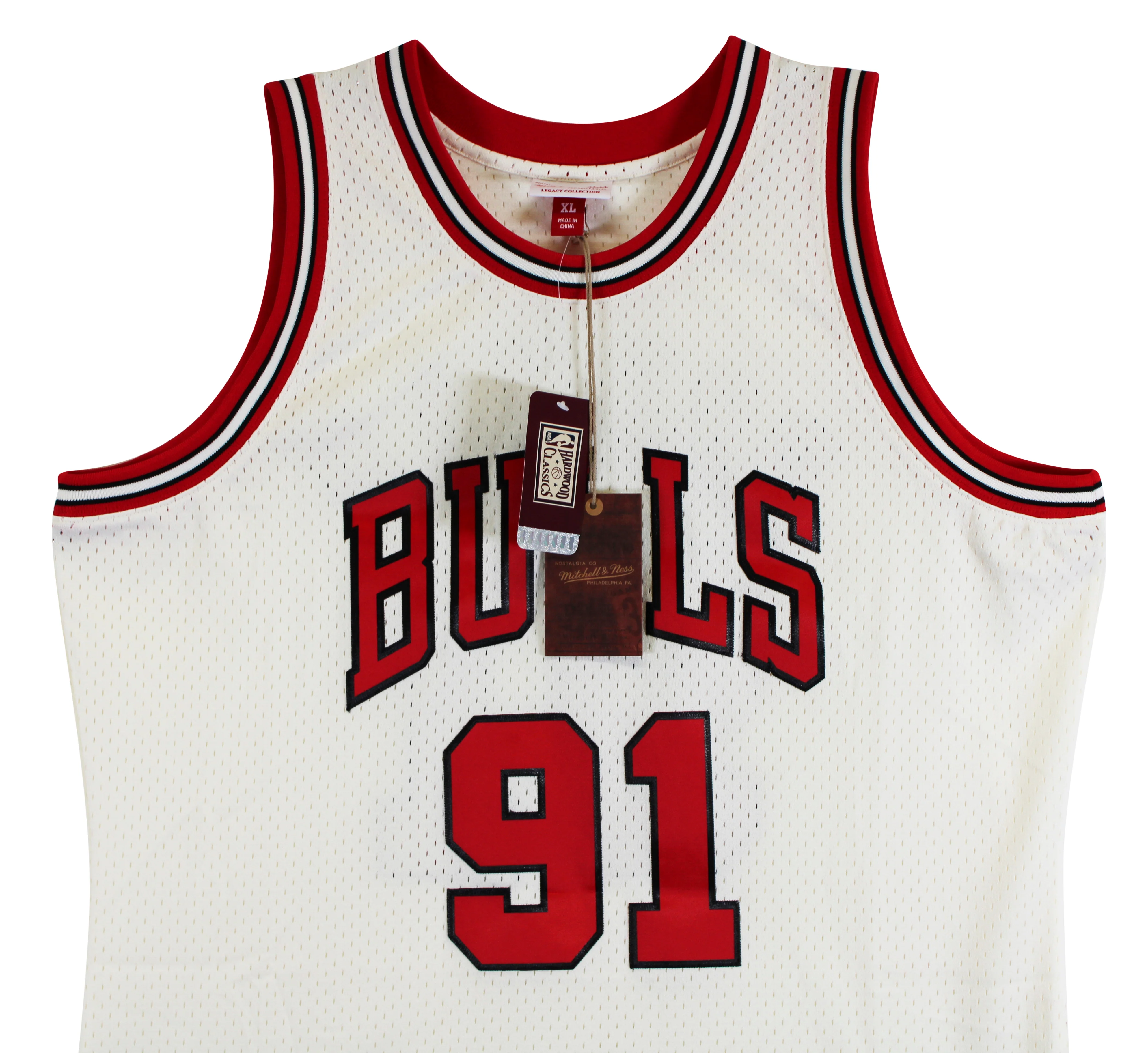 Bulls Dennis Rodman "HOF 2011" Signed Cream M&N HWC Swingman Jersey BAS Witness - Image 6