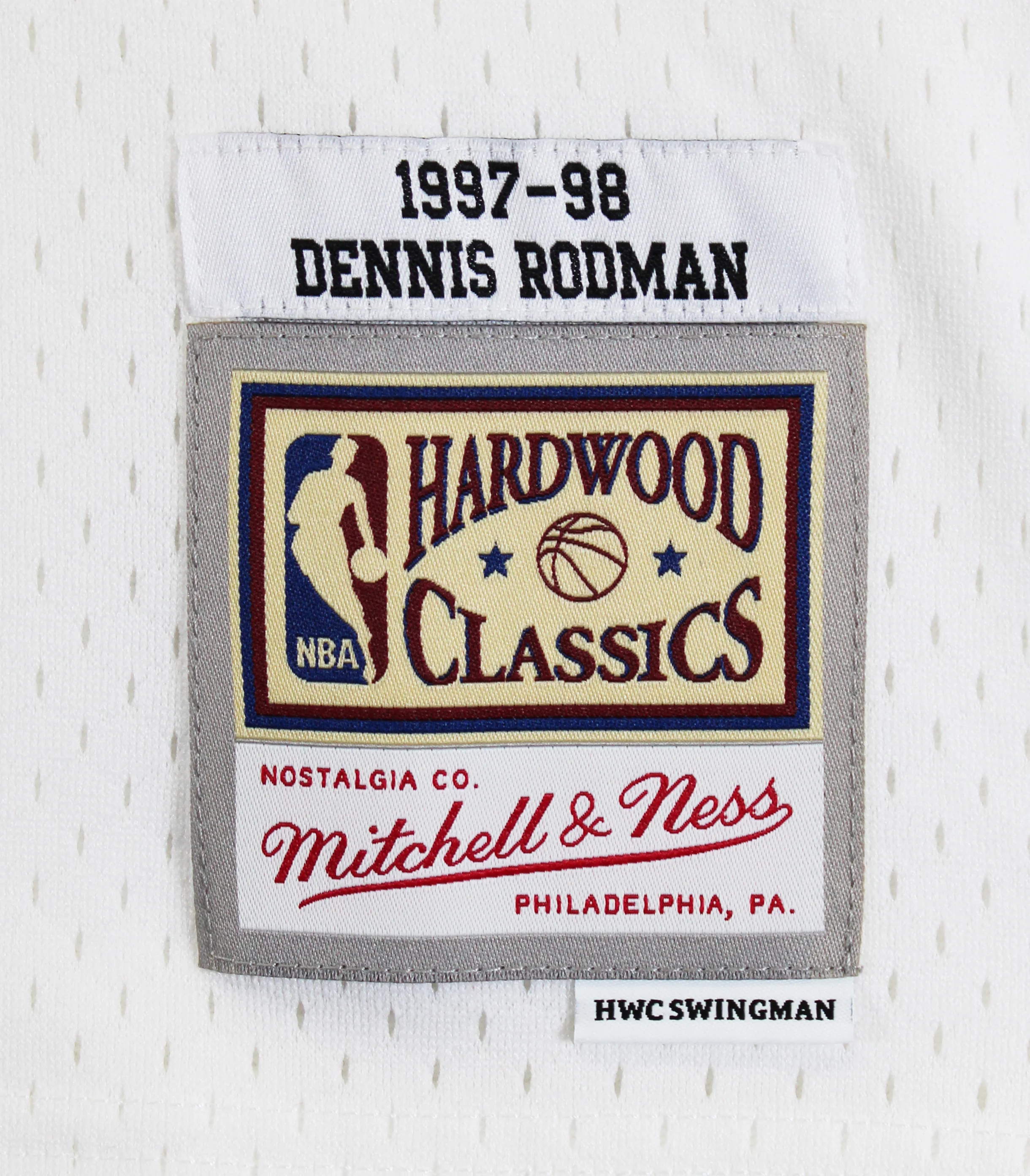 Bulls Dennis Rodman "HOF 2011" Signed White M&N HWC Swingman Jersey BAS Witness - Image 7