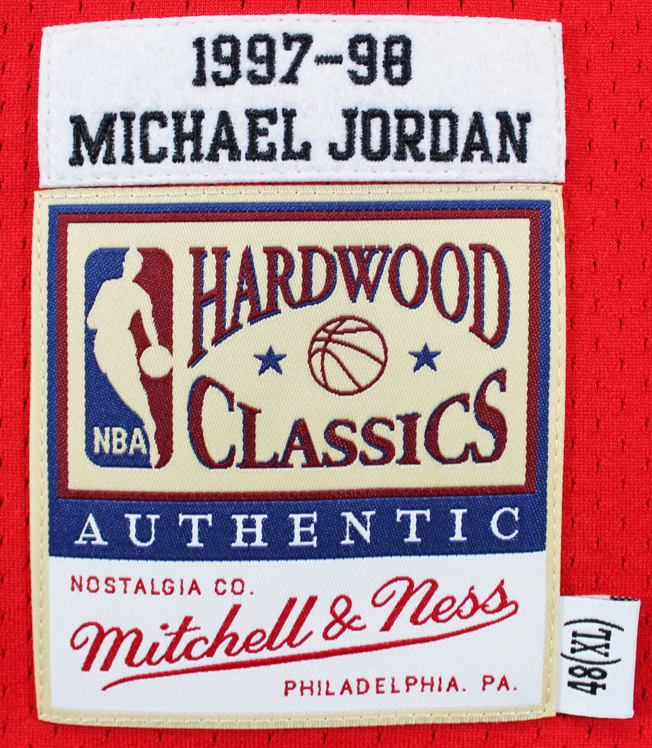Bulls Michael Jordan Signed 97-98 Red M&N HWC Authentic Jersey UDA #BAJ78459 - Image 7