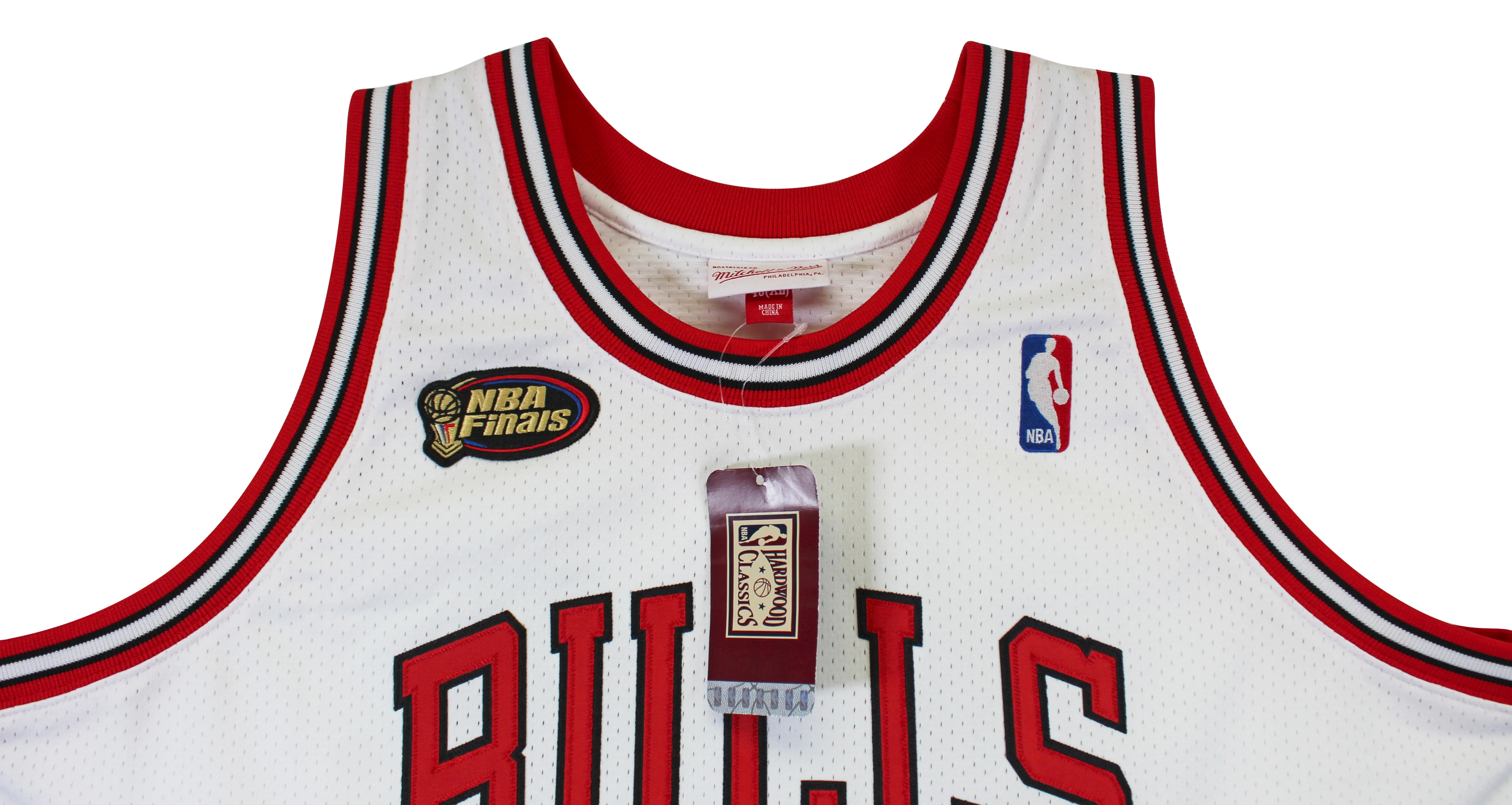 Bulls Michael Jordan Signed 97-98 White M&N HWC Authentic Jersey UDA #BAH83514 - Image 6