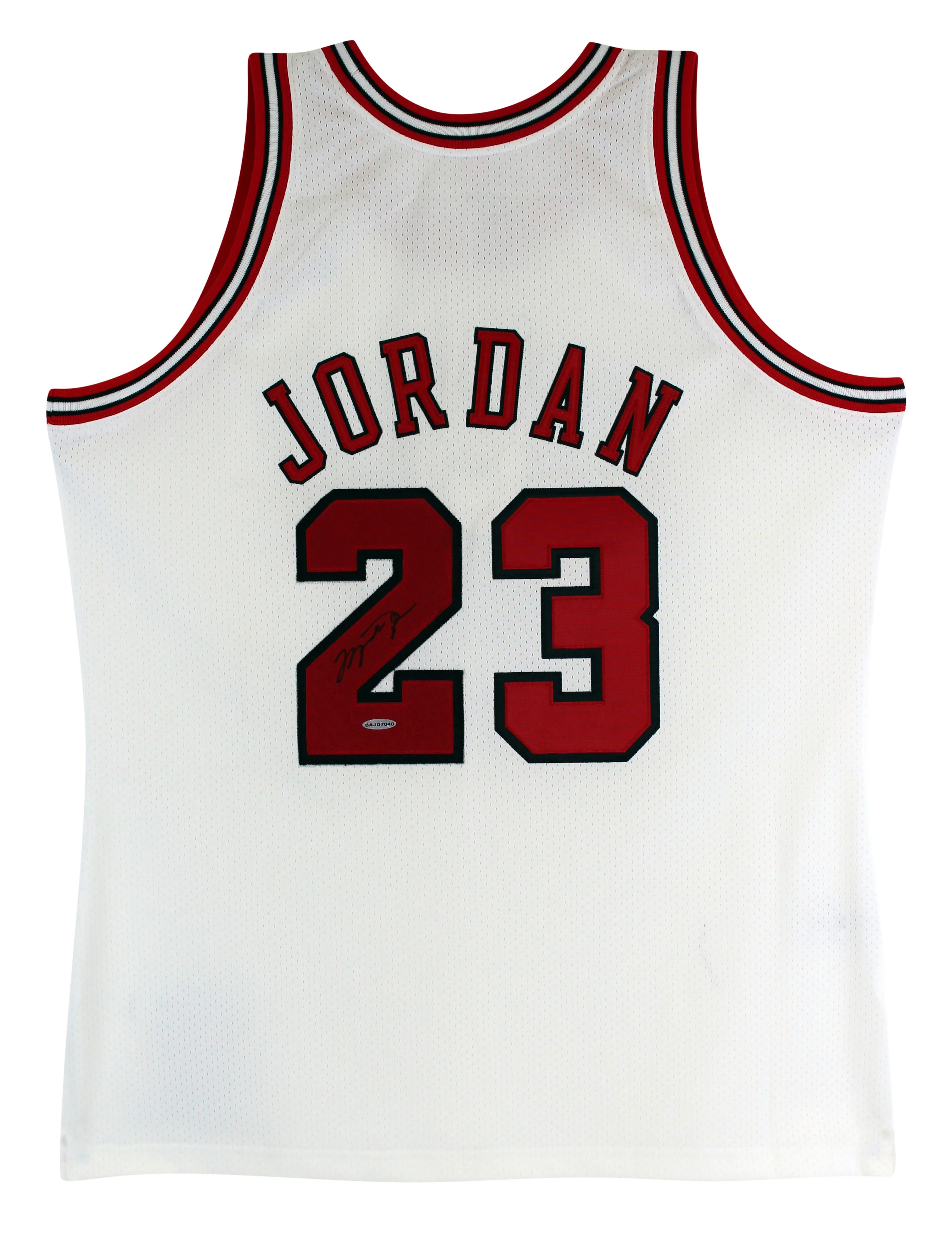 Bulls Michael Jordan Signed 97-98 White Nike HWC Authentic Jersey UDA #BAJ07040 - Image 2