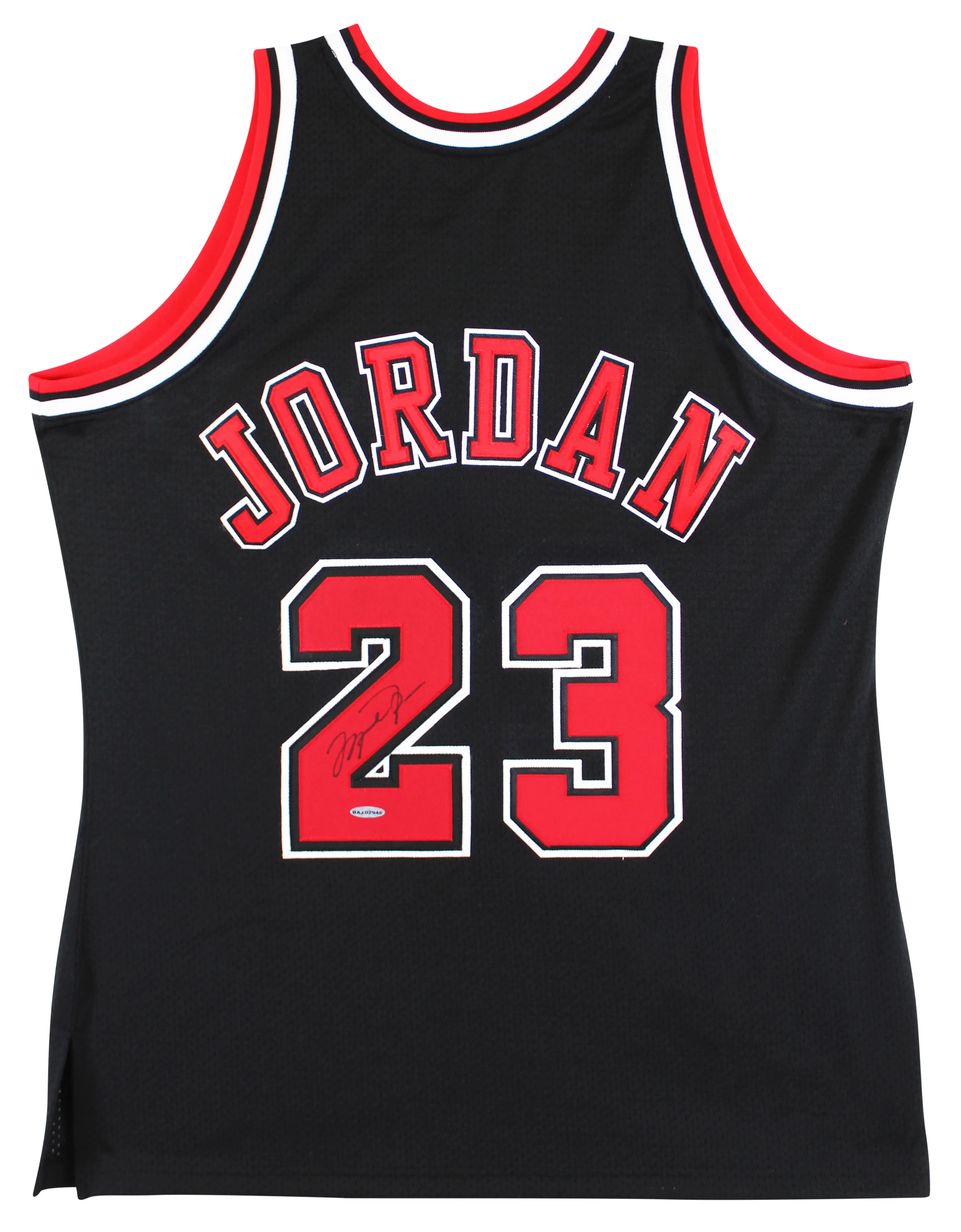 Bulls Michael Jordan Signed Black M&N 1997-98 HWC Authentic Jersey UDA BAJ02946 - Image 2