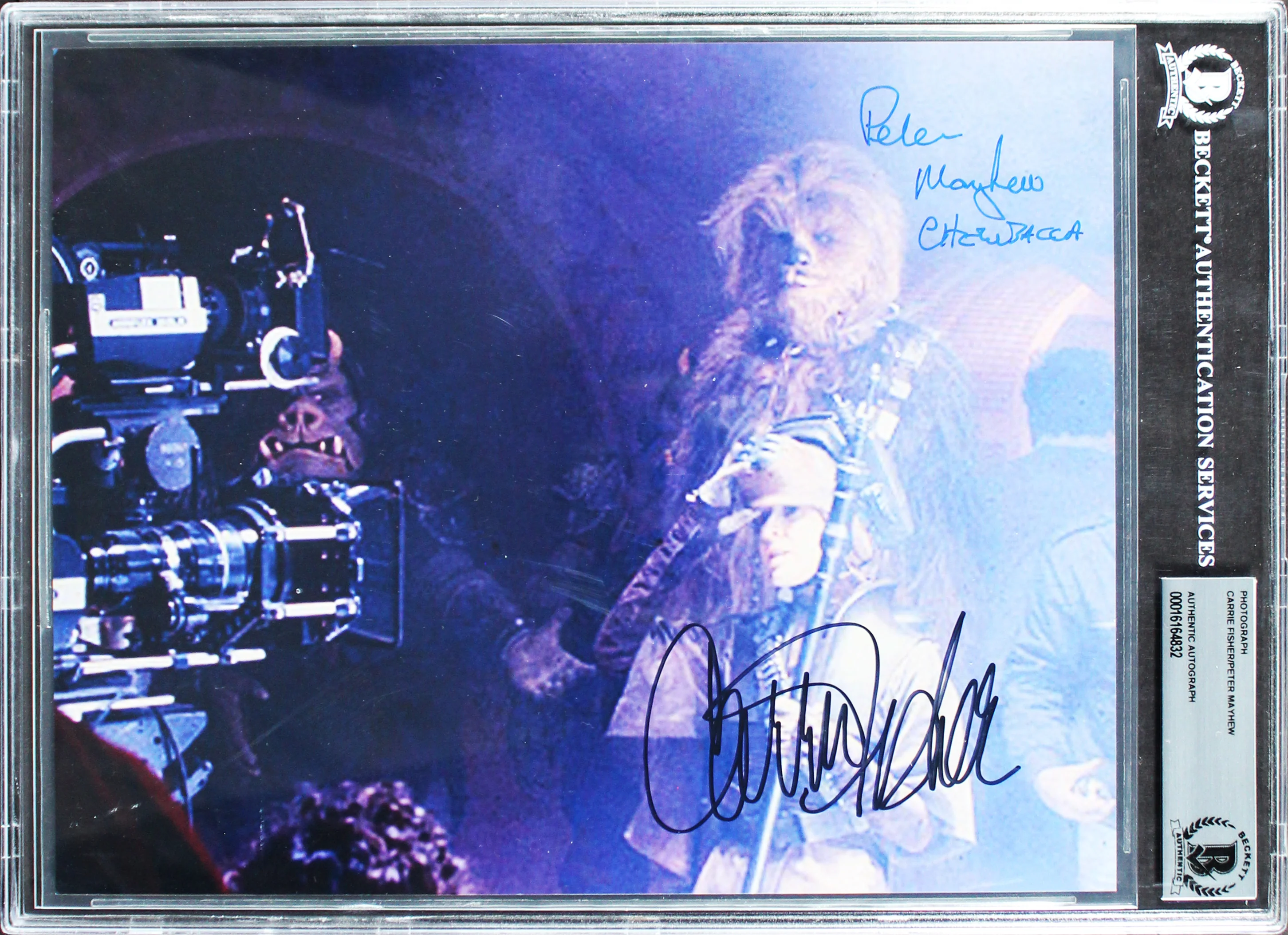 Carrie Fisher & Peter Mayhew Star Wars Signed 8x10 Photo BAS Slabbed