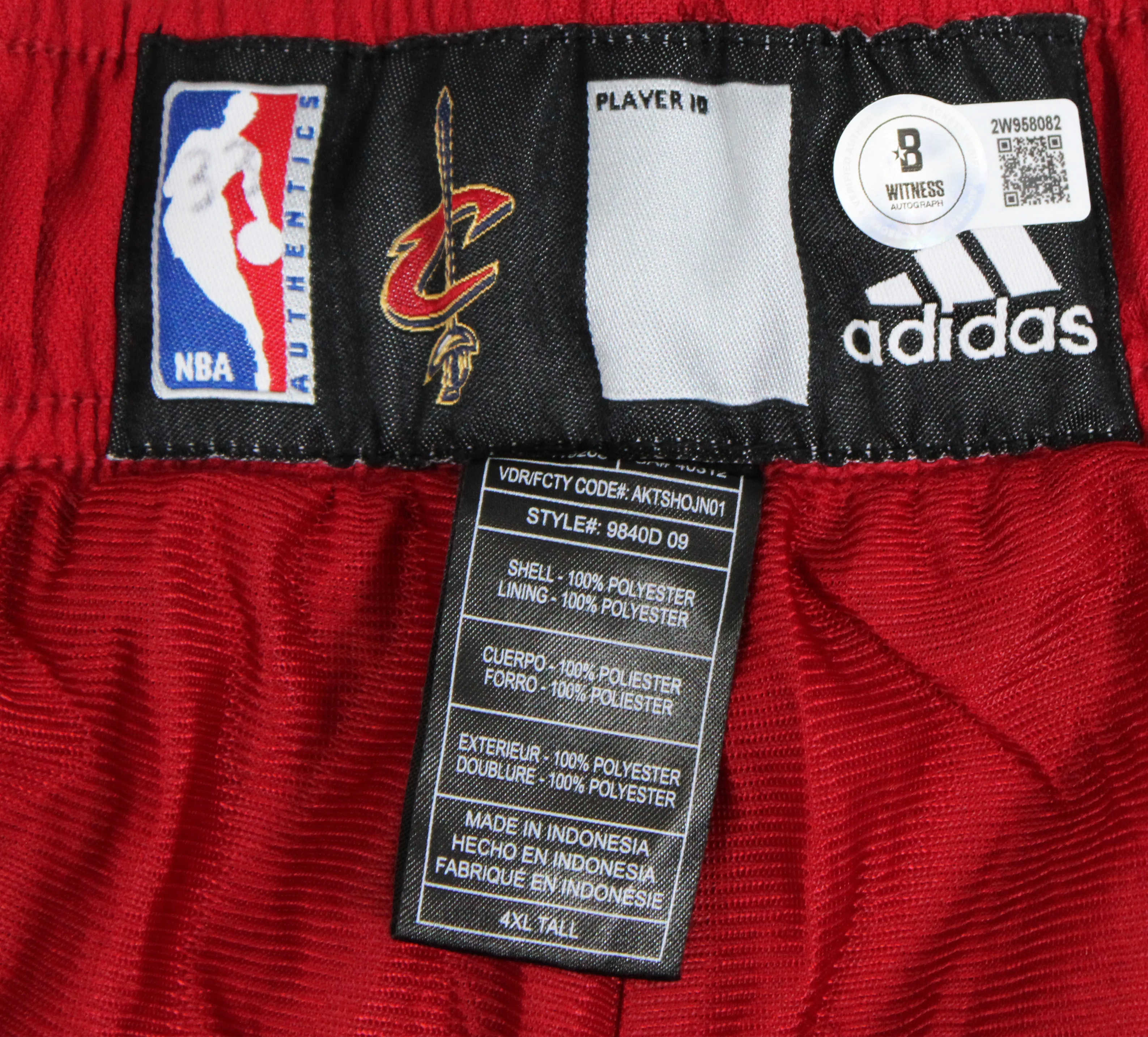 Cavaliers Shaquille O'Neal Signed Red Adidas Practice Shorts BAS Wit #2W958082 - Image 4