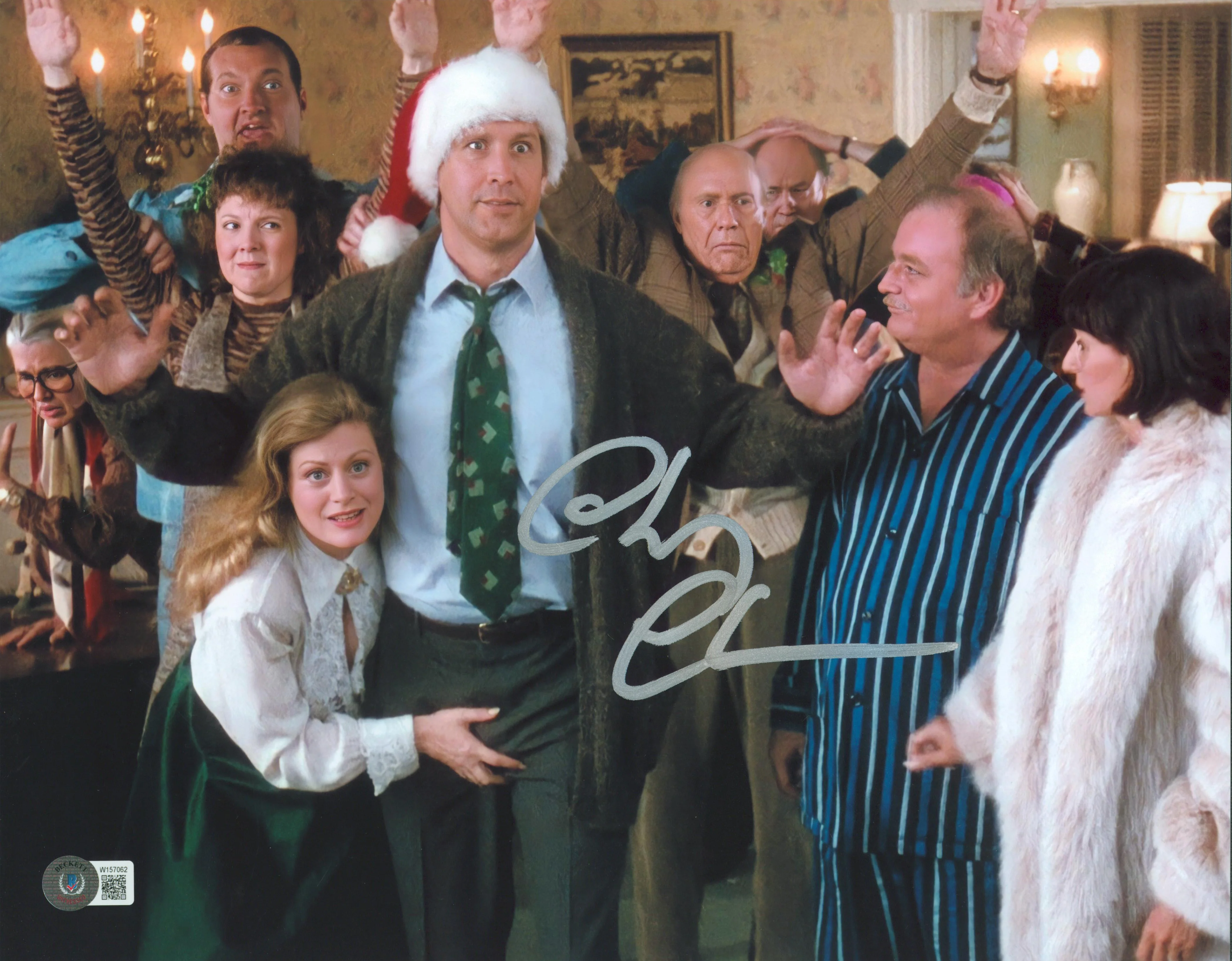 Chevy Chase Christmas Vacation Signed 11x14 Horizontal Arrest Photo BAS Witness - Image 2