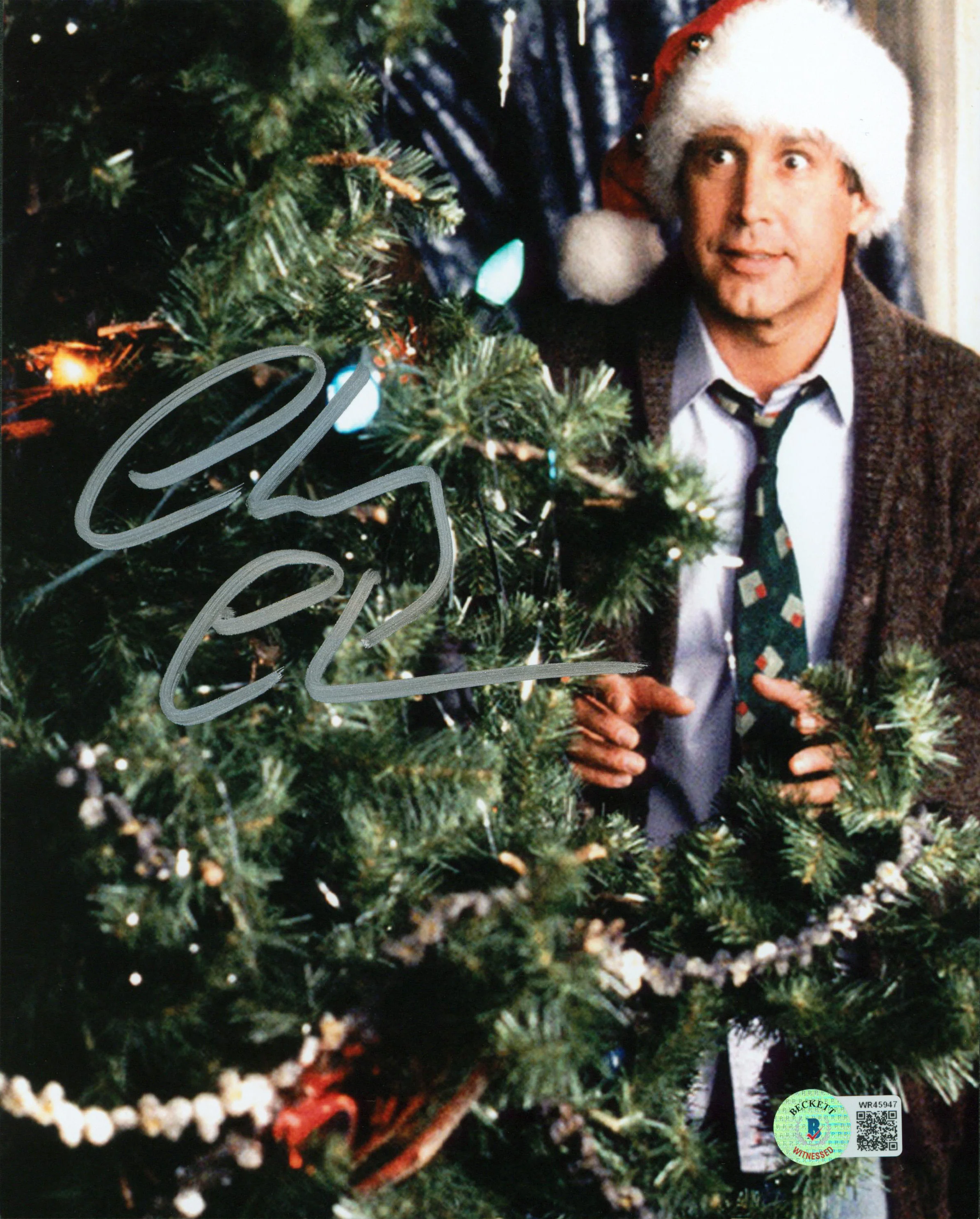 Chevy Chase Christmas Vacation Signed 8x10 Vertical Christmas Tree Photo BAS Wit - Image 2