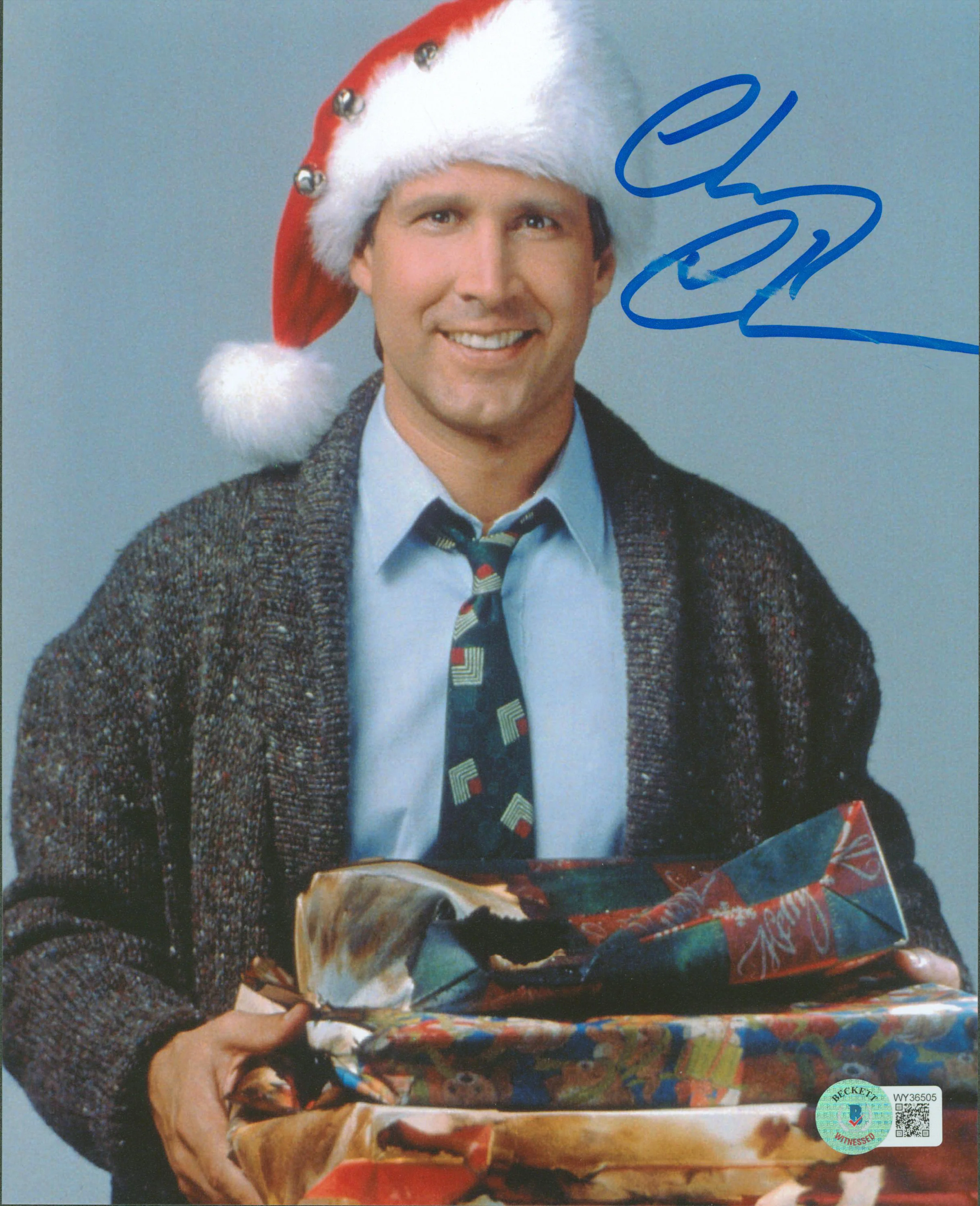 Chevy Chase Christmas Vacation Signed 8x10 Vertical Photo BAS Witnessed #WY36505 - Image 2