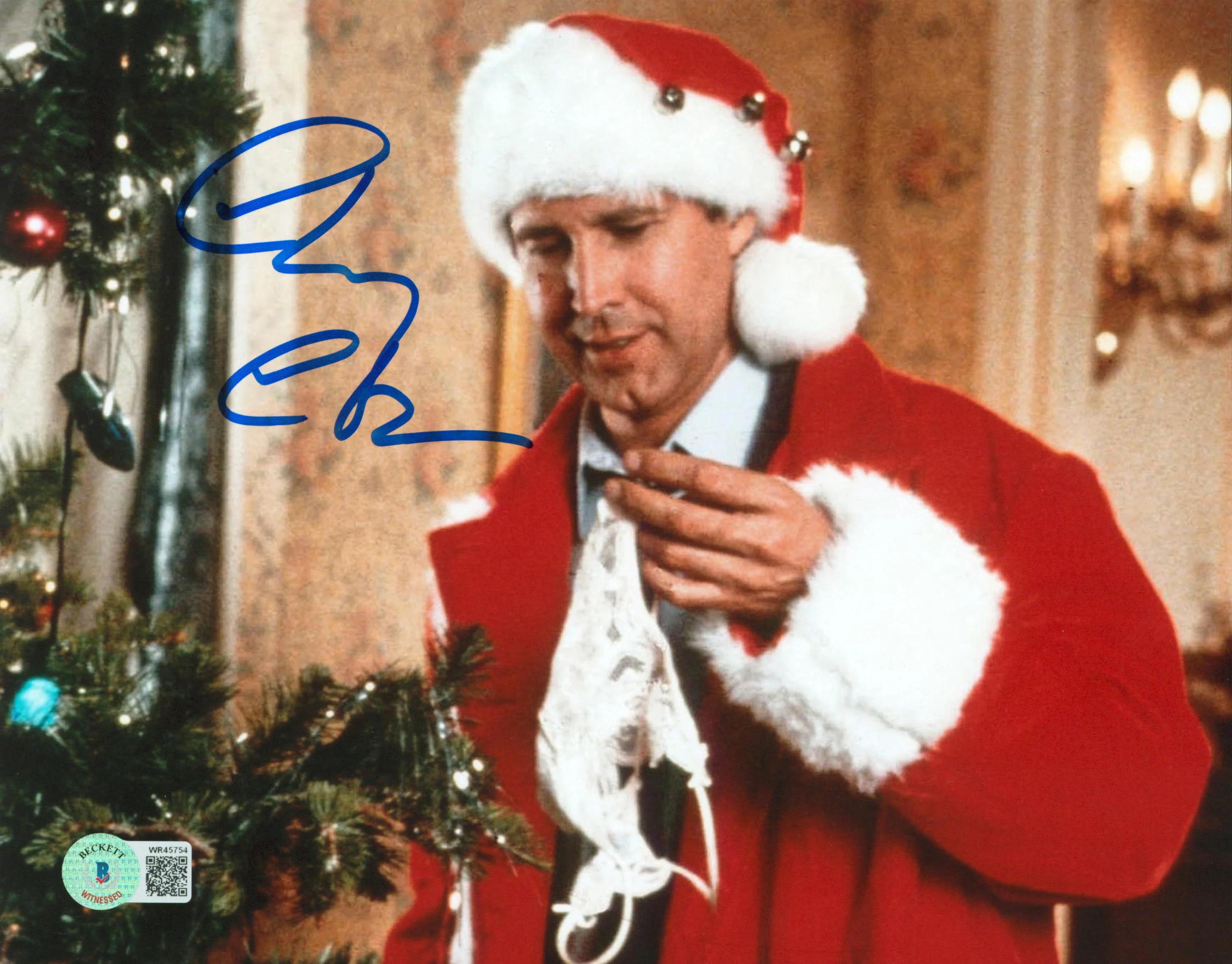 Chevy Chase Christmas Vacation Signed 8x10 Wearing Santa Suit Photo BAS Witness - Image 2