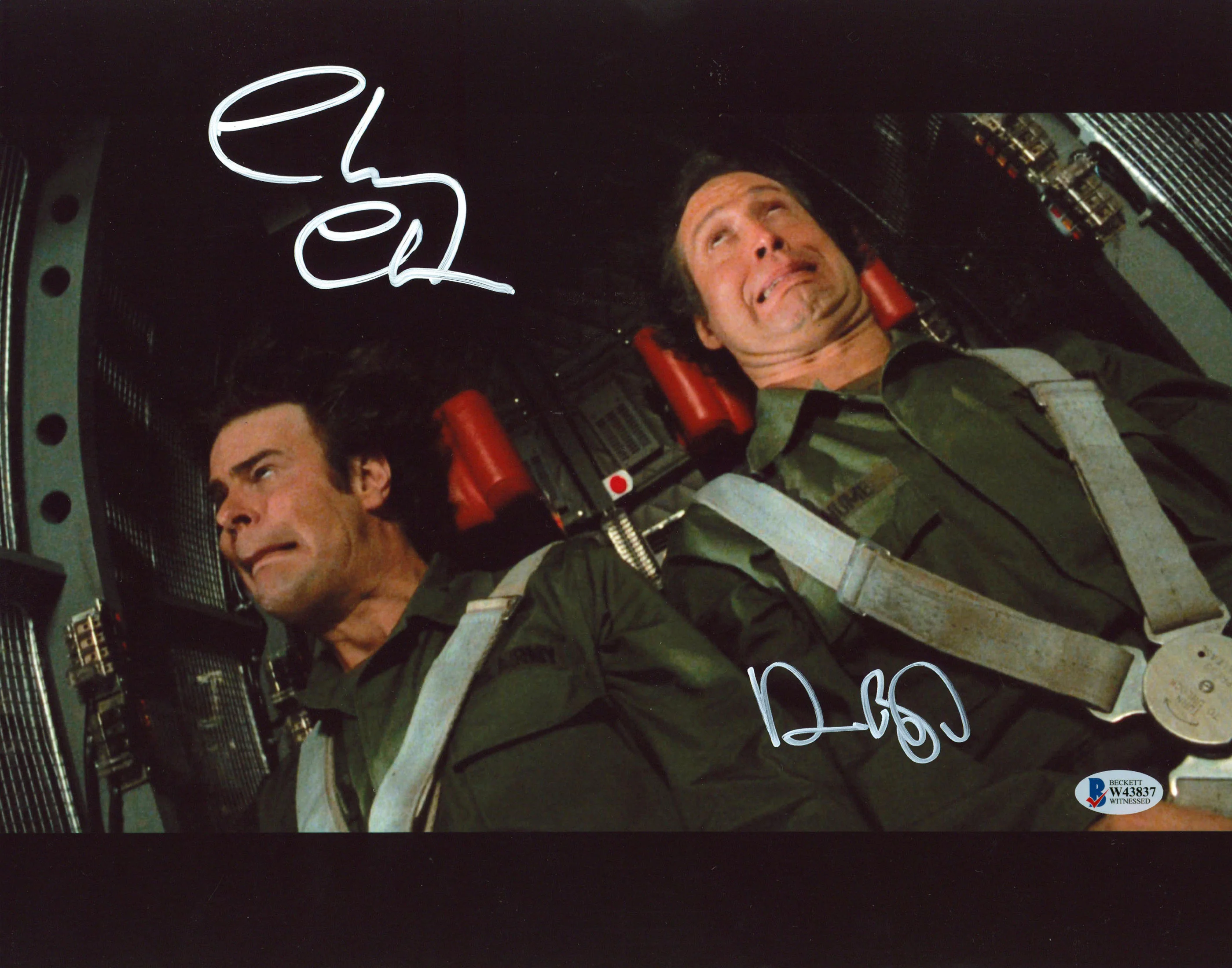 Chevy Chase & Dan Aykroyd Spies Like Us Signed 11x14 G-Force Training Photo BAS - Image 2