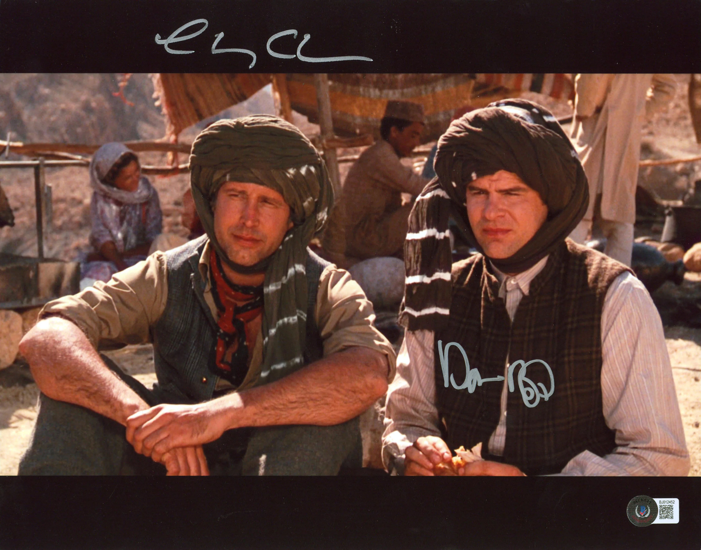 Chevy Chase & Dan Aykroyd Spies Like Us Signed 11x14 Sitting Photo BAS #BJ012452 - Image 2