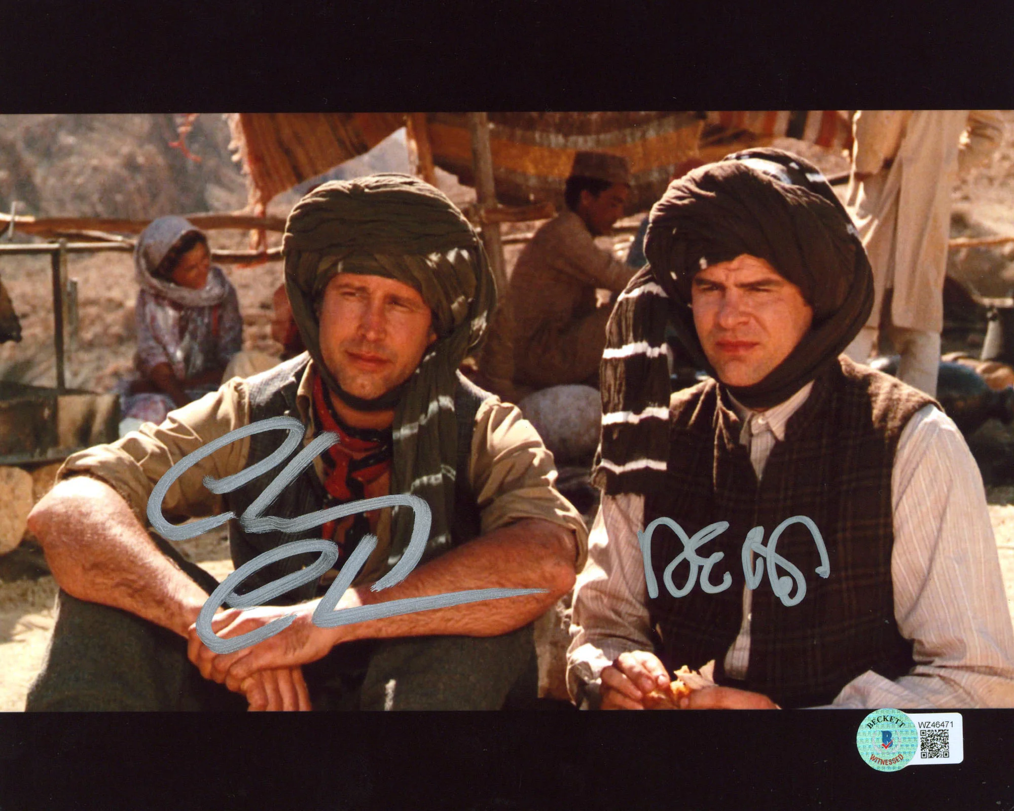 Chevy Chase & Dan Aykroyd Spies Like Us Signed 8x10 Sitting Photo BAS Witnessed