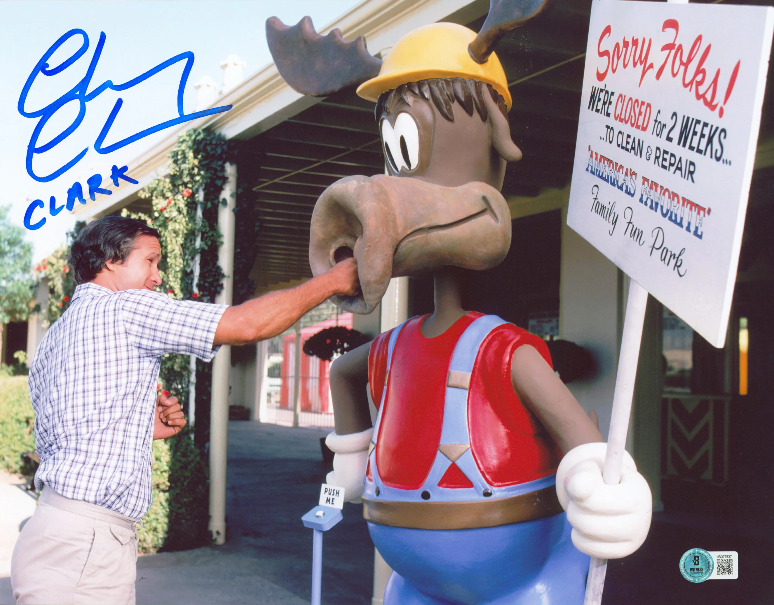 Chevy Chase National Lampoon's Vacation "Clark" Signed 11x14 Photo BAS #1W377537 - Image 2