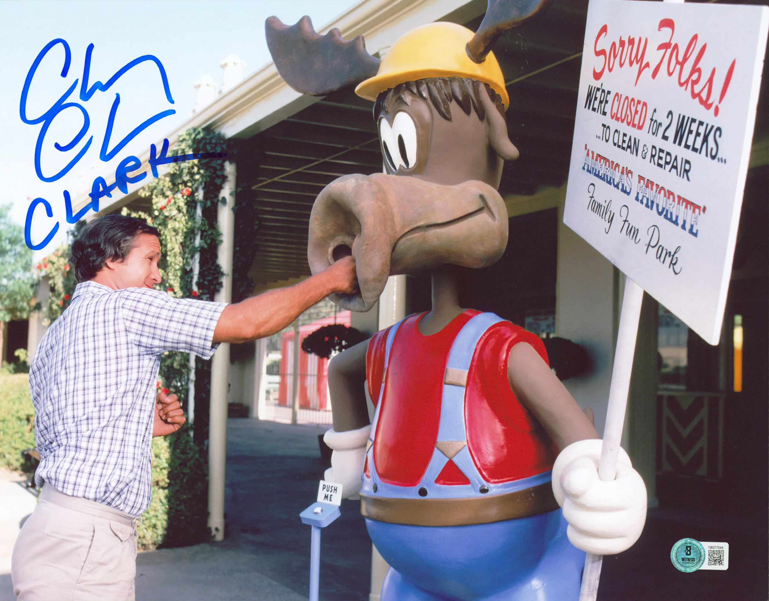 Chevy Chase National Lampoon's Vacation "Clark" Signed 11x14 Photo BAS #1W377544 - Image 2