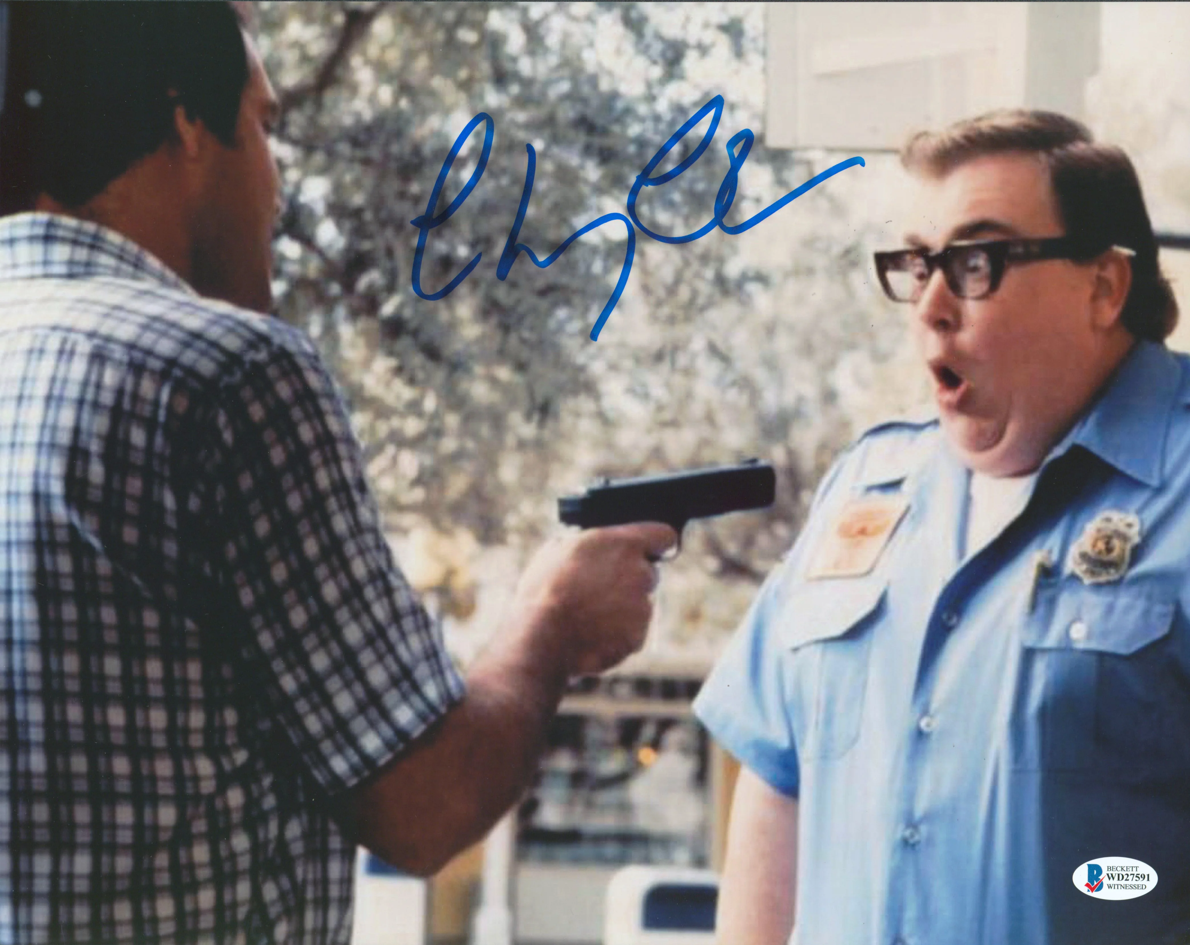 Chevy Chase National Lampoon's Vacation Signed 11x14 Photo BAS Witness #WD27591 - Image 2