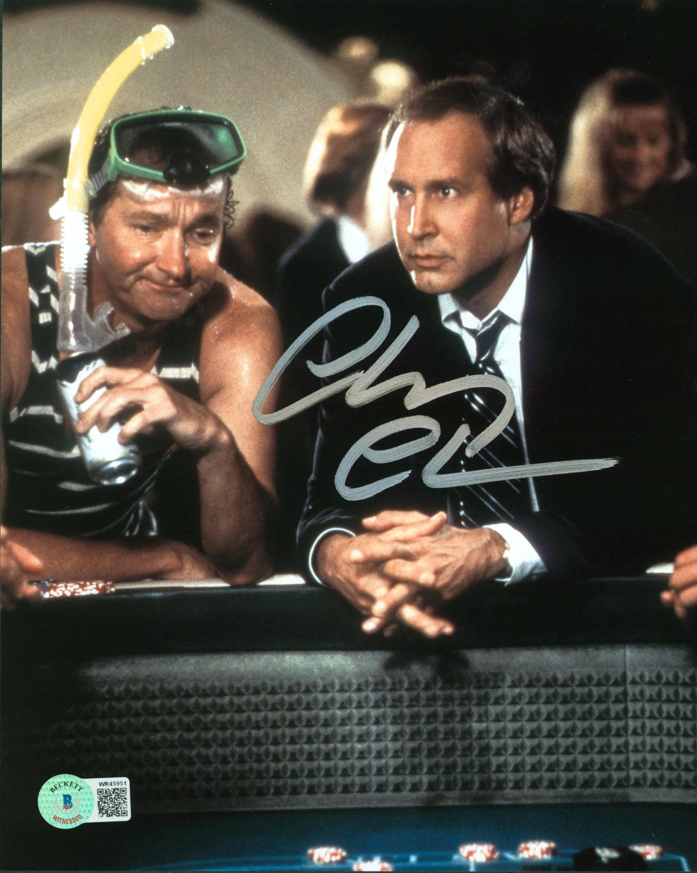 Chevy Chase Vegas Vacation Signed 8x10 Vertical Photo w/ Randy Quaid BAS Witness - Image 2