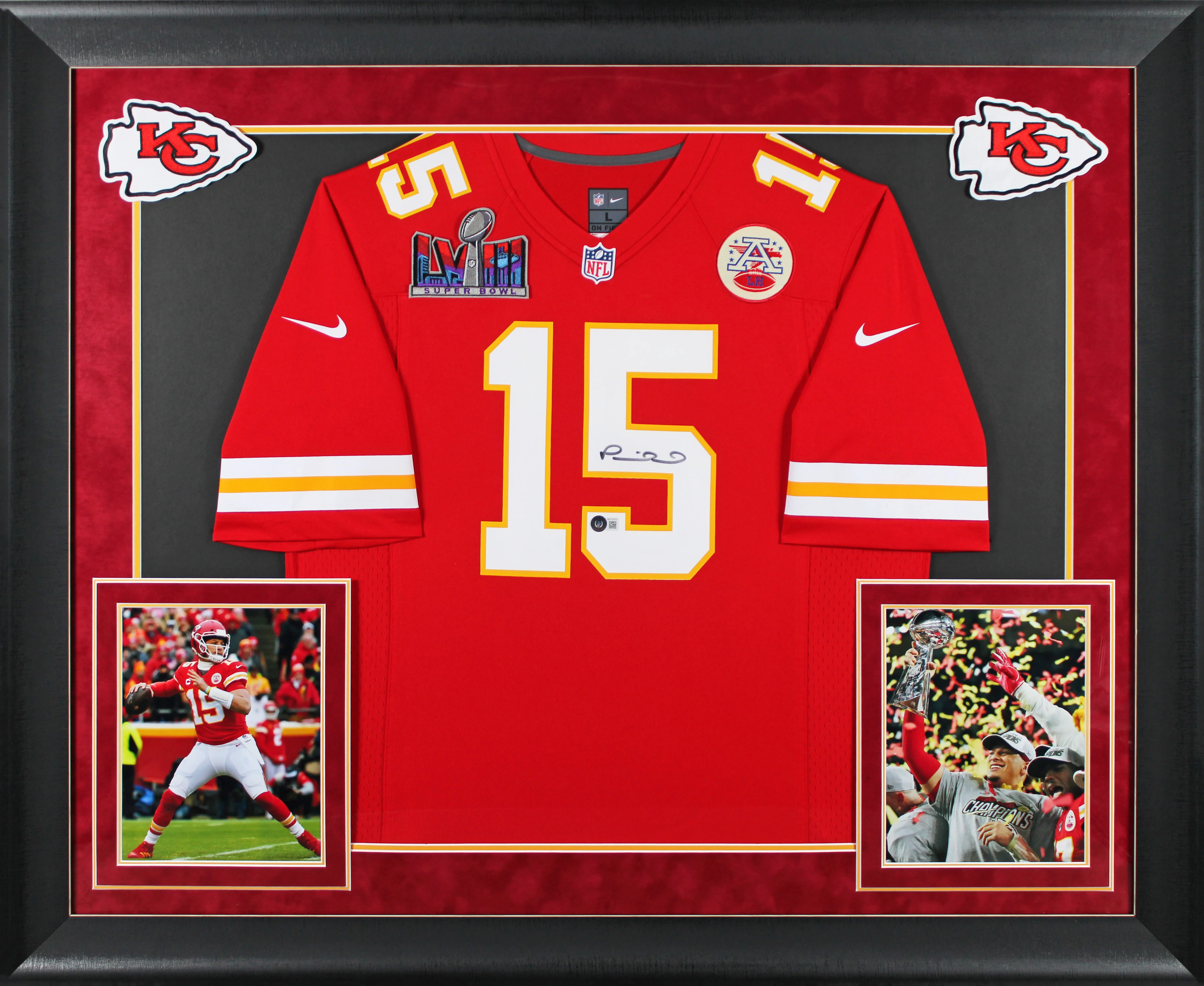 Chiefs Patrick Mahomes Signed Red Nike SB LVIII Logo Framed Jersey BAS Witness - Image 2