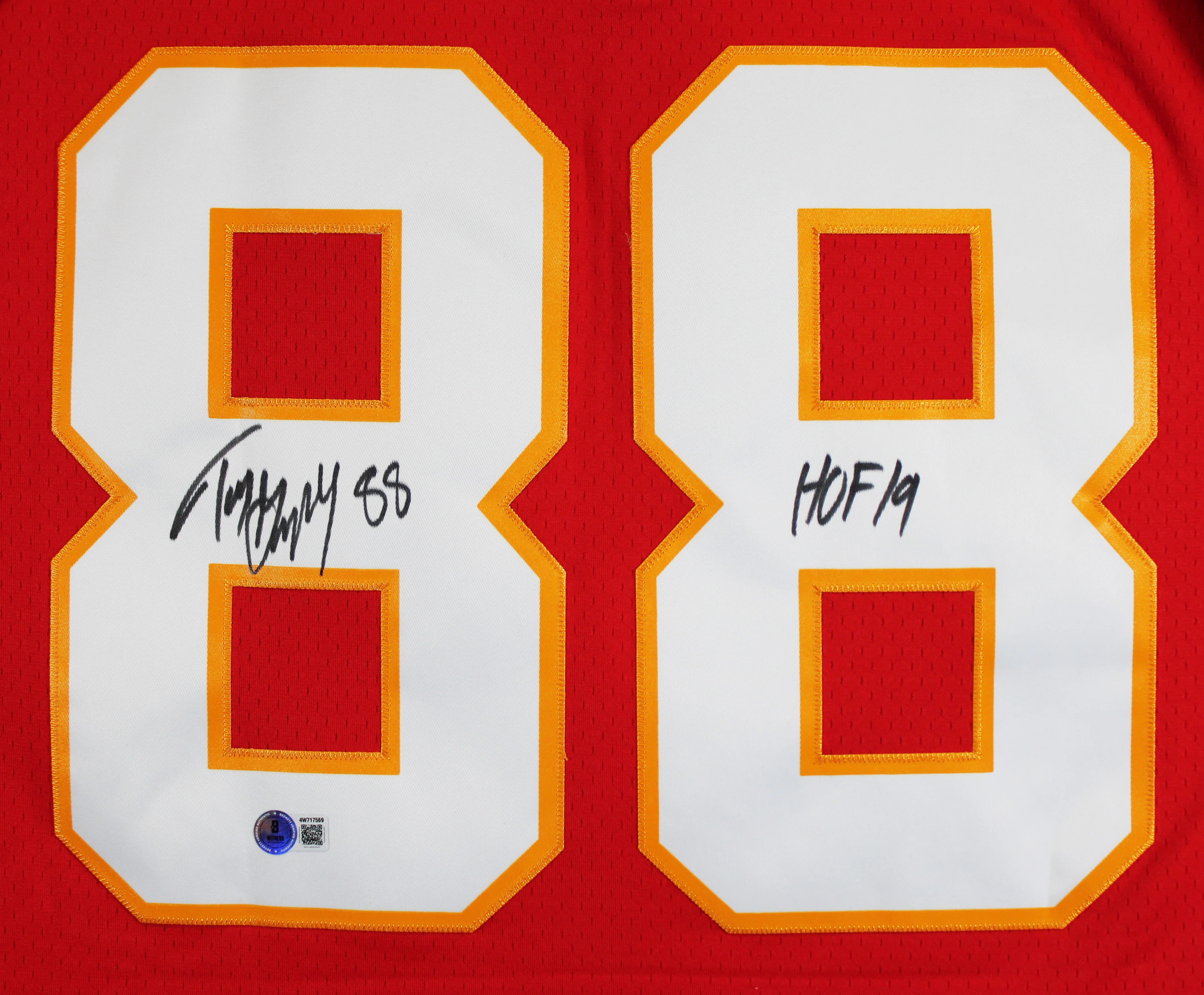Chiefs Tony Gonzalez "HOF 19" Authentic Signed Red M&N Jersey BAS Witnessed - Image 4