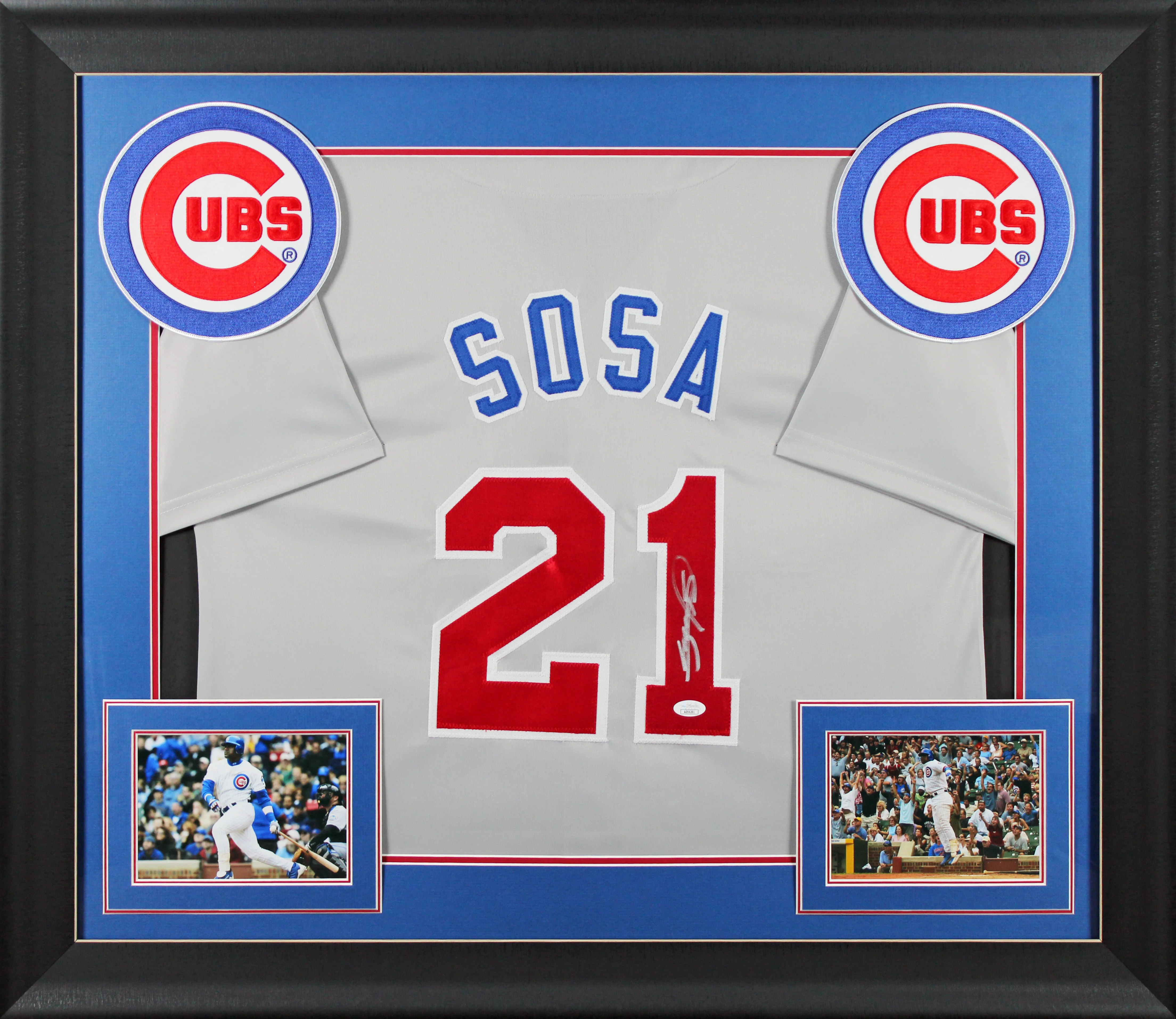 Cubs Sammy Sosa Authentic Signed Grey Pro Style Framed Jersey Autographed JSA - Image 2