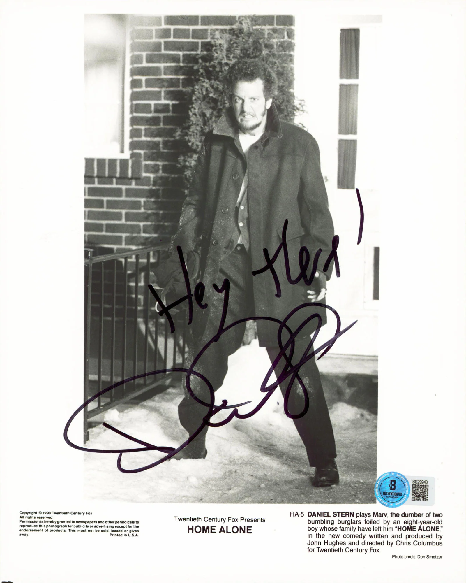 Daniel Stern Home Alone Authentic Signed 8x10 Black & White Photo BAS #BS29240 - Image 2