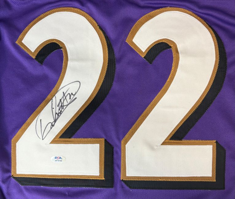 Derrick Henry Baltimore Signed Purple Pro-Cut Football Jersey PSA/DNA - Image 2