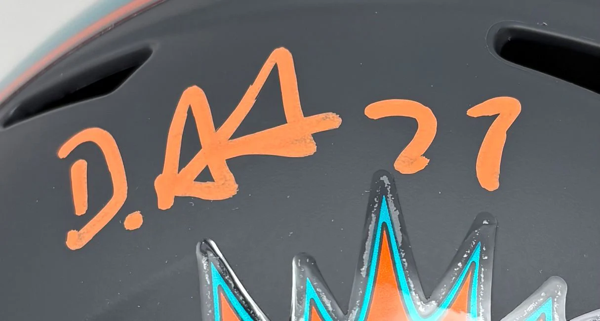 De'Von Achane Signed Miami Dolphins FS Rivalries Replica Speed Helmet BAS - Image 2