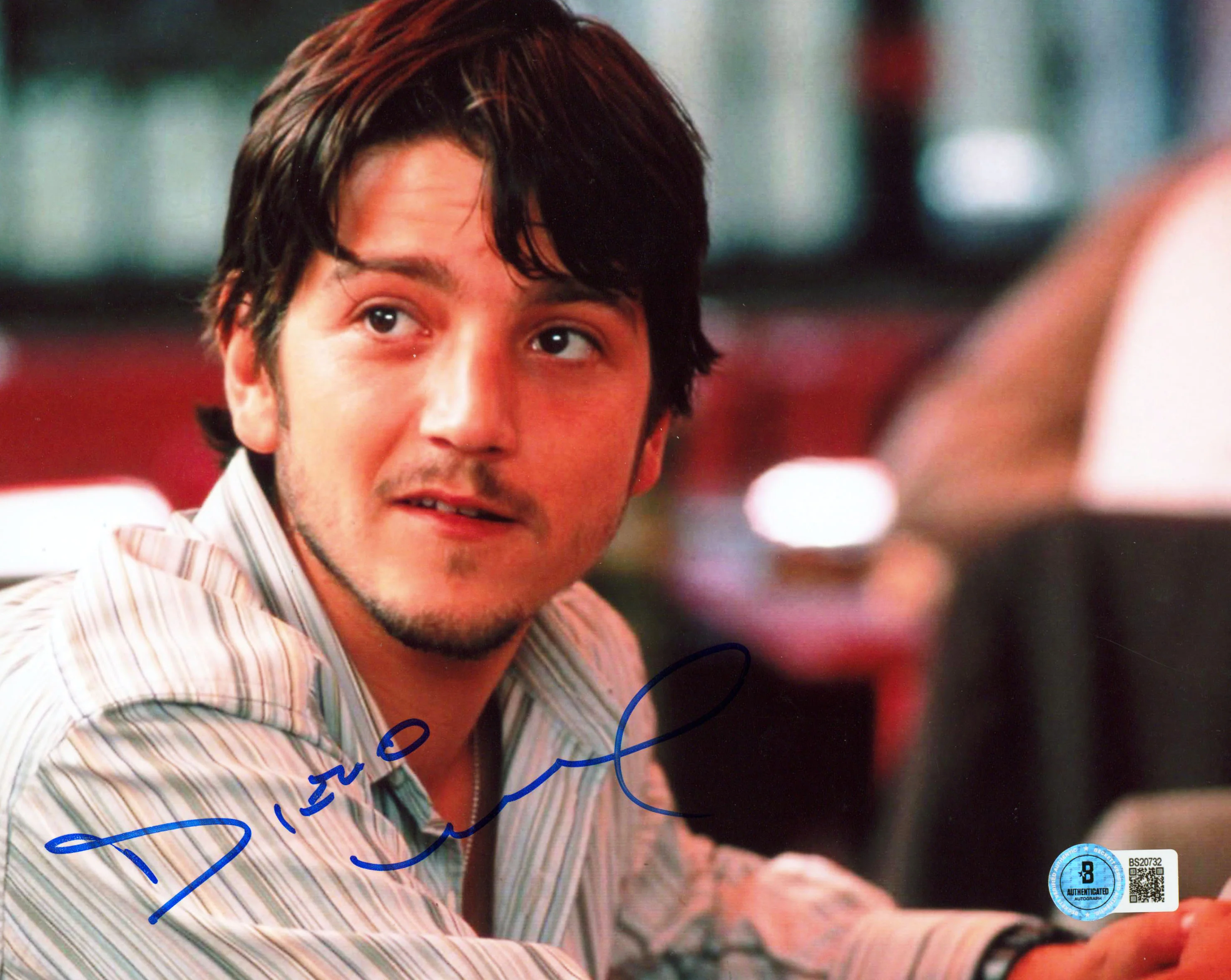 Diego Luna Criminal Authentic Signed 8x10 Horizontal Photo BAS #BS20732 - Image 2