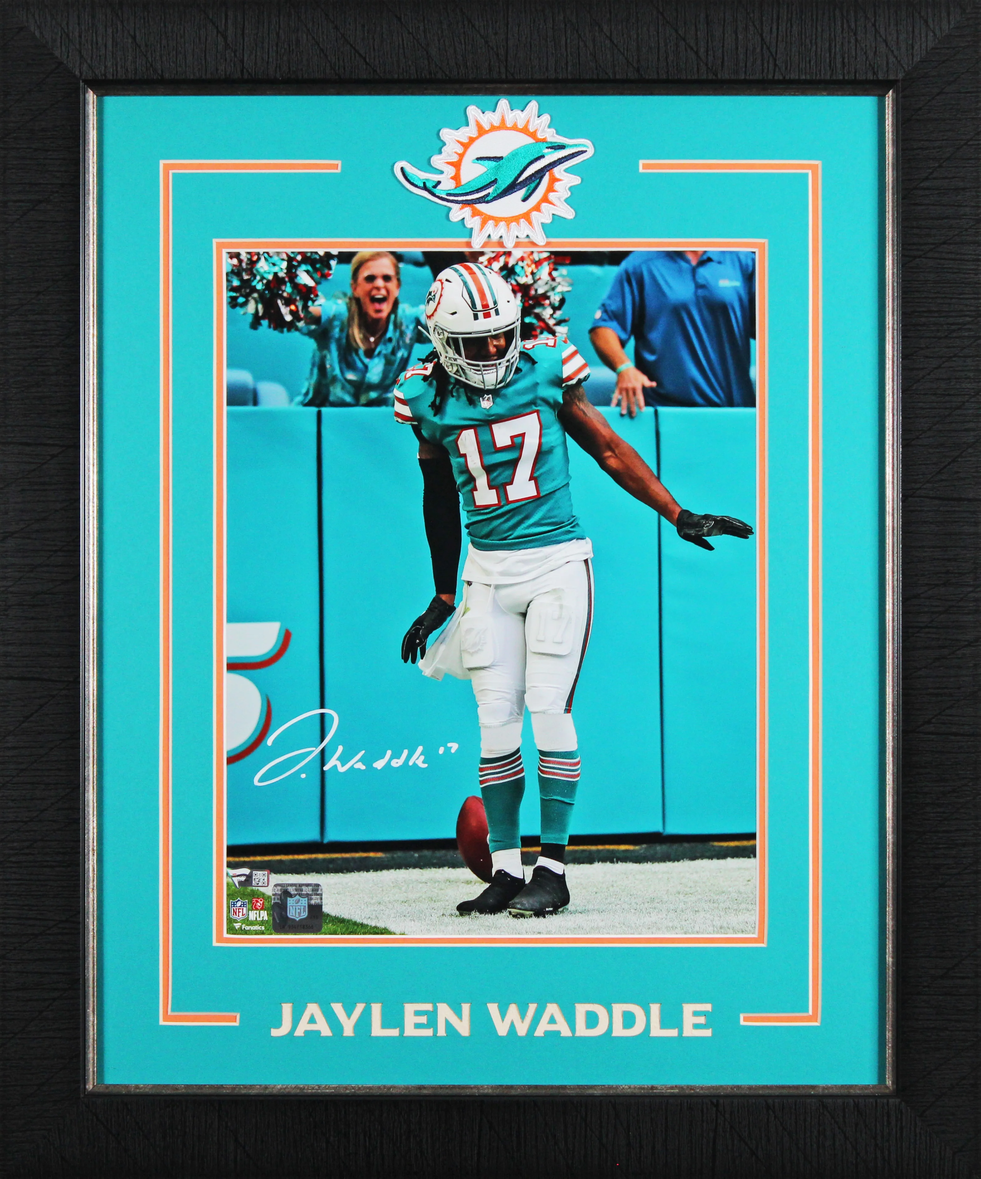 Dolphins Jaylen Waddle Authentic Signed 11x14 Vertical Framed Photo Fanatics - Image 2