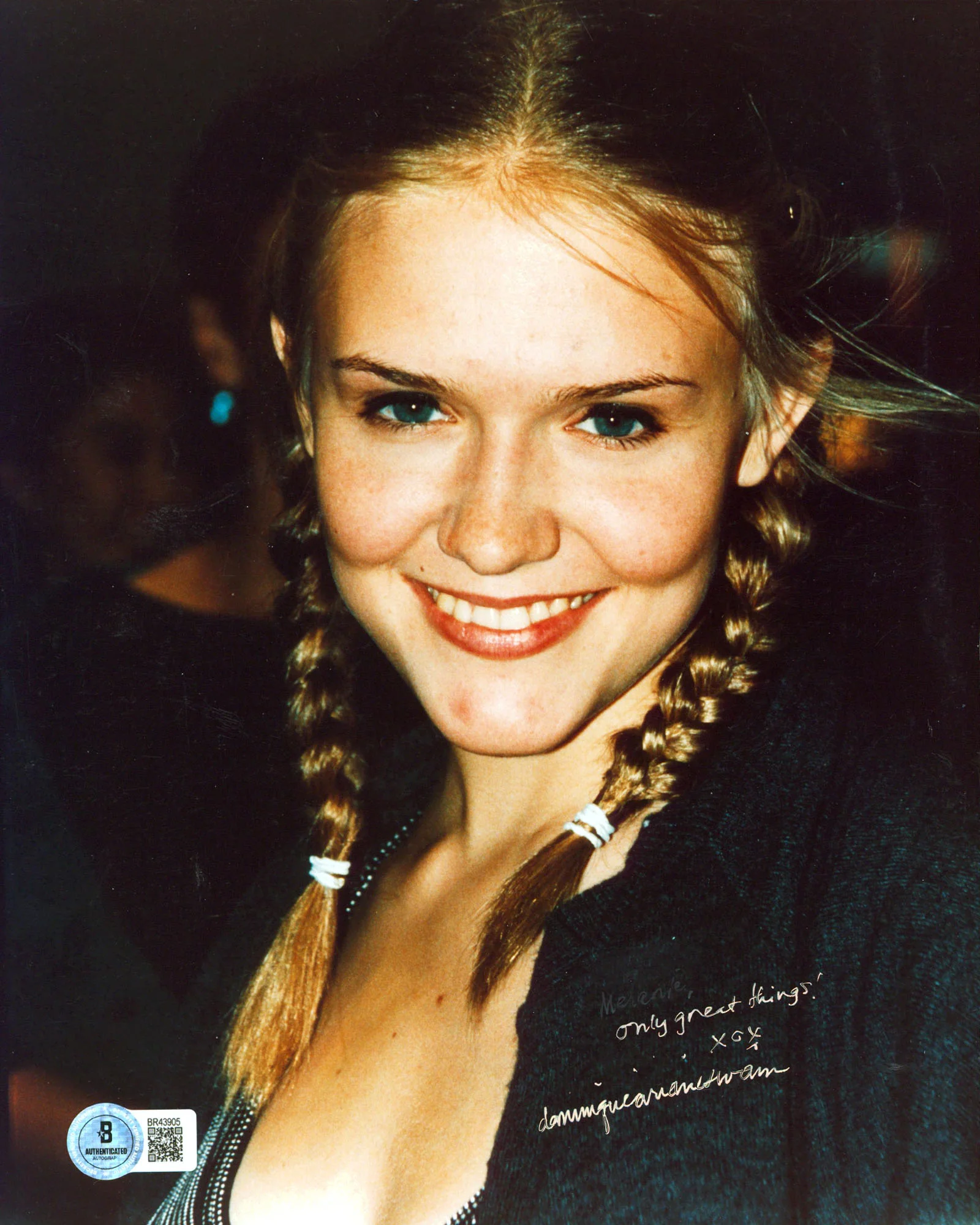 Dominique Swain Lolita "Only Great Things XOX" Signed 8x10 Photo BAS #BR43905