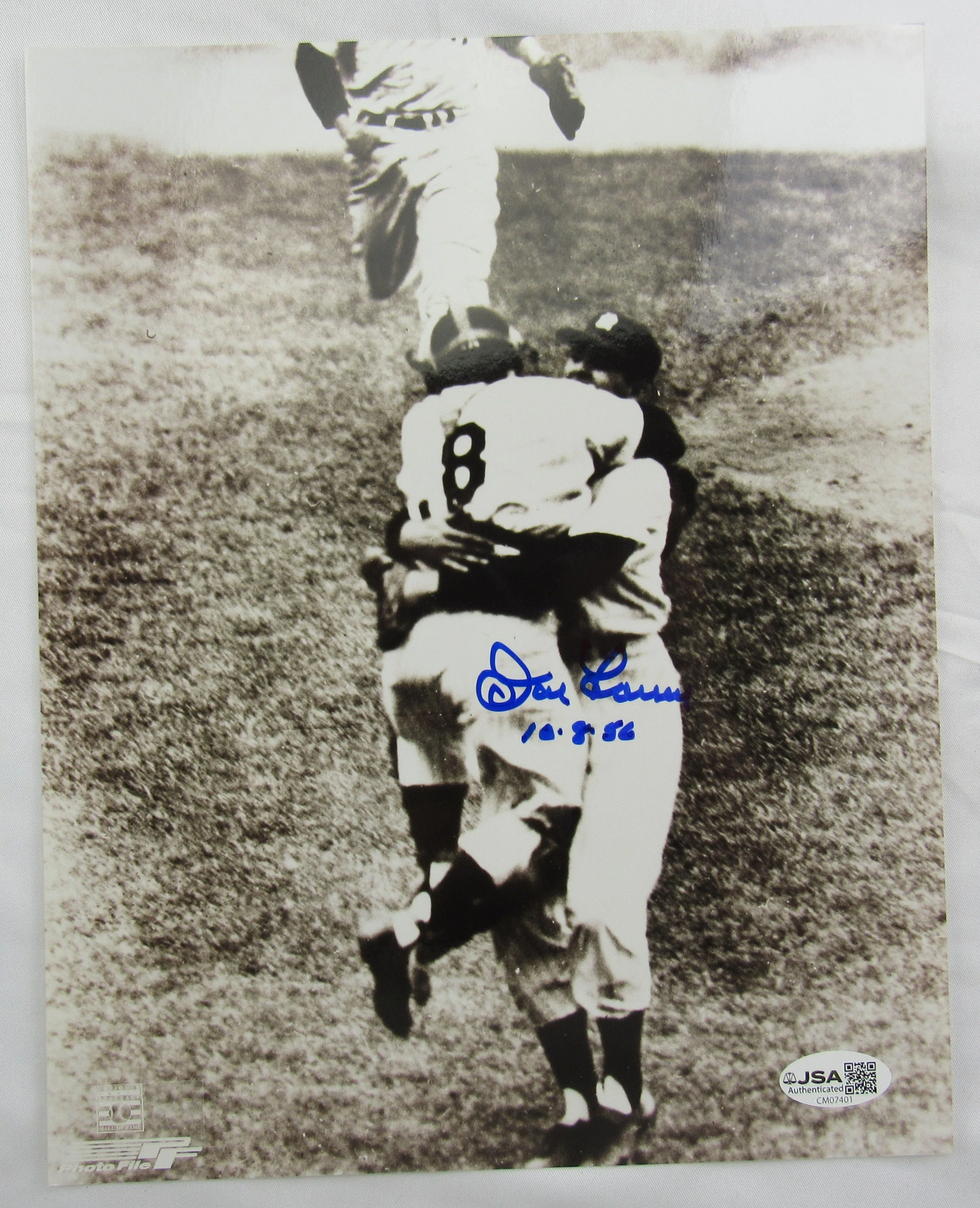 Don Larsen Signed Auto 8x10 Photo JSA CM07401