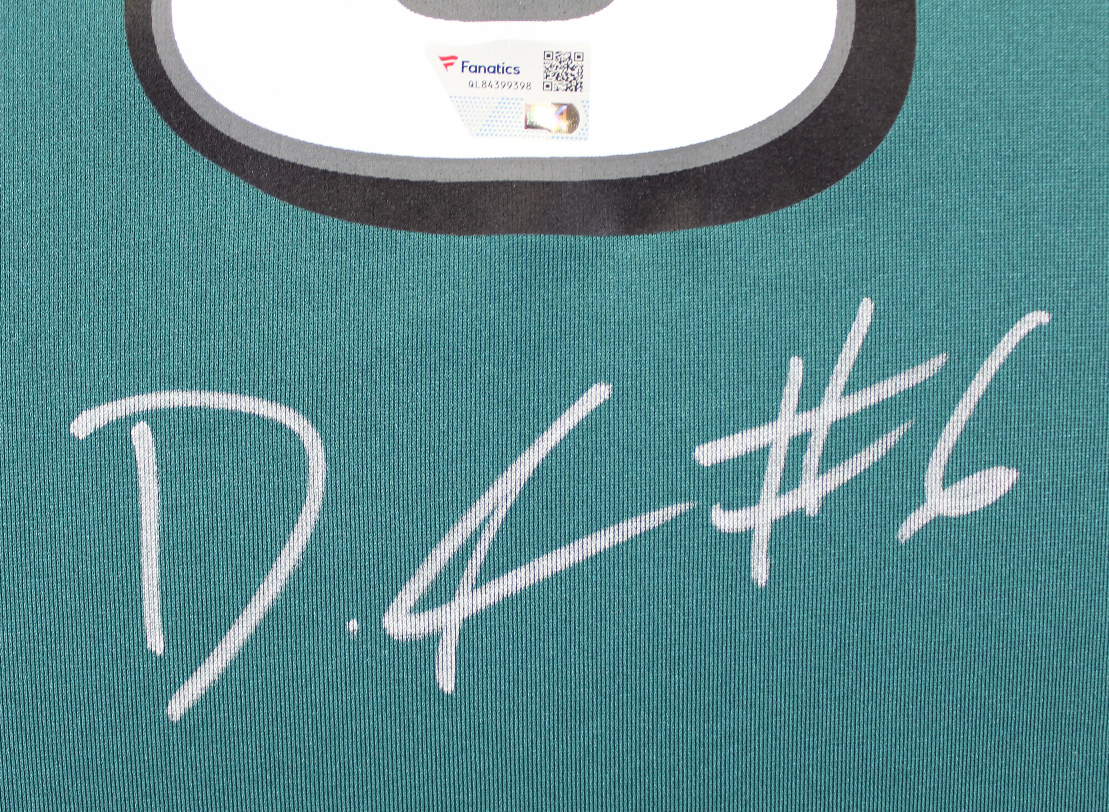 Eagles DeVonta Smith Authentic Signed Green Nike Game Jersey Fanatics - Image 3