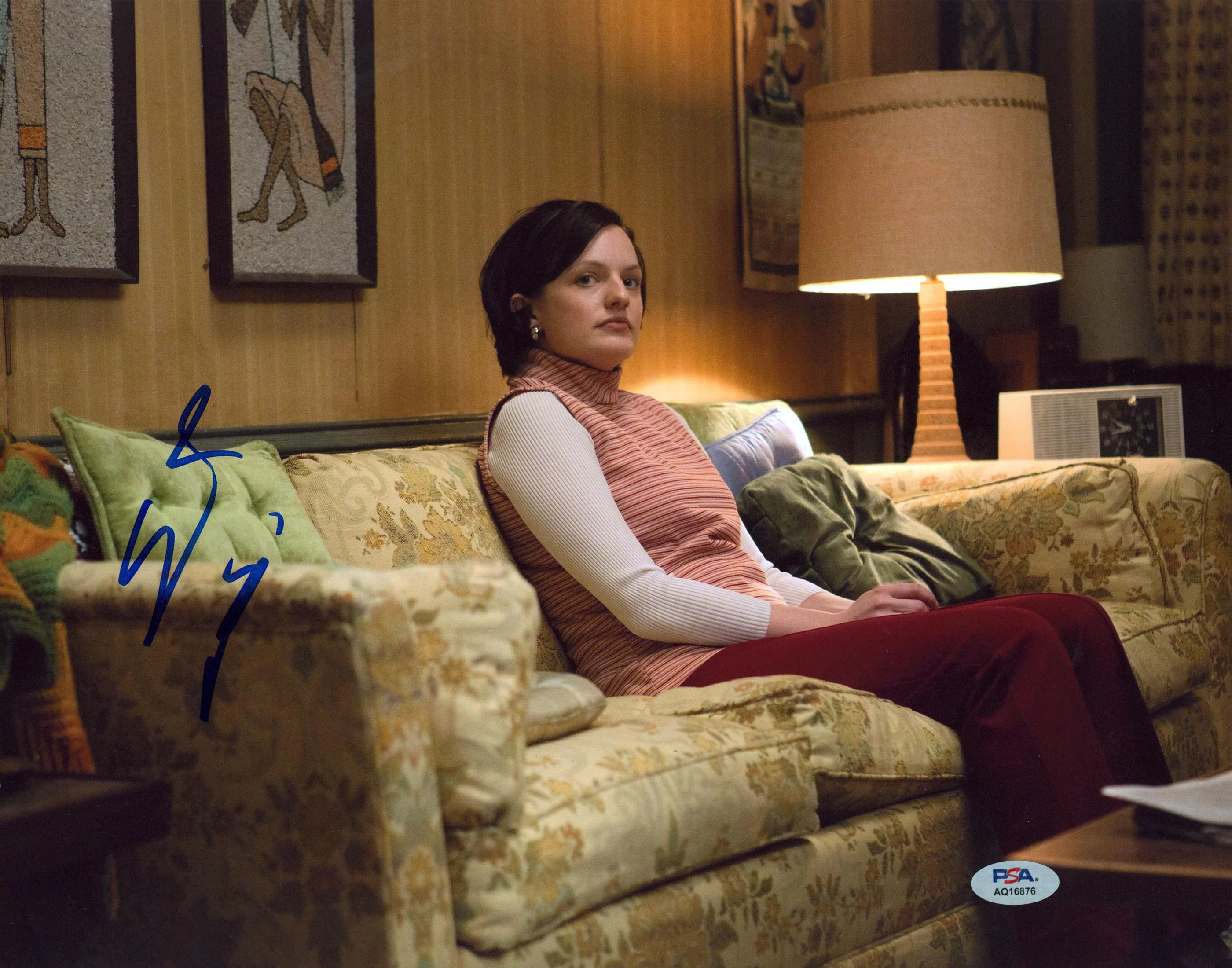 Elisabeth Moss Mad Men Authentic Signed 11x14 Horizontal Photo PSA/DNA #AQ16876 - Image 2
