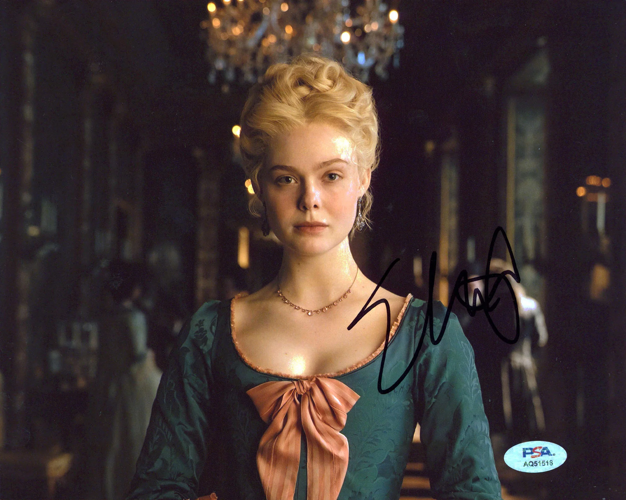 Elle Fanning The Great Authentic Signed 8x10 Horizontal Photo PSA/DNA #AQ51518