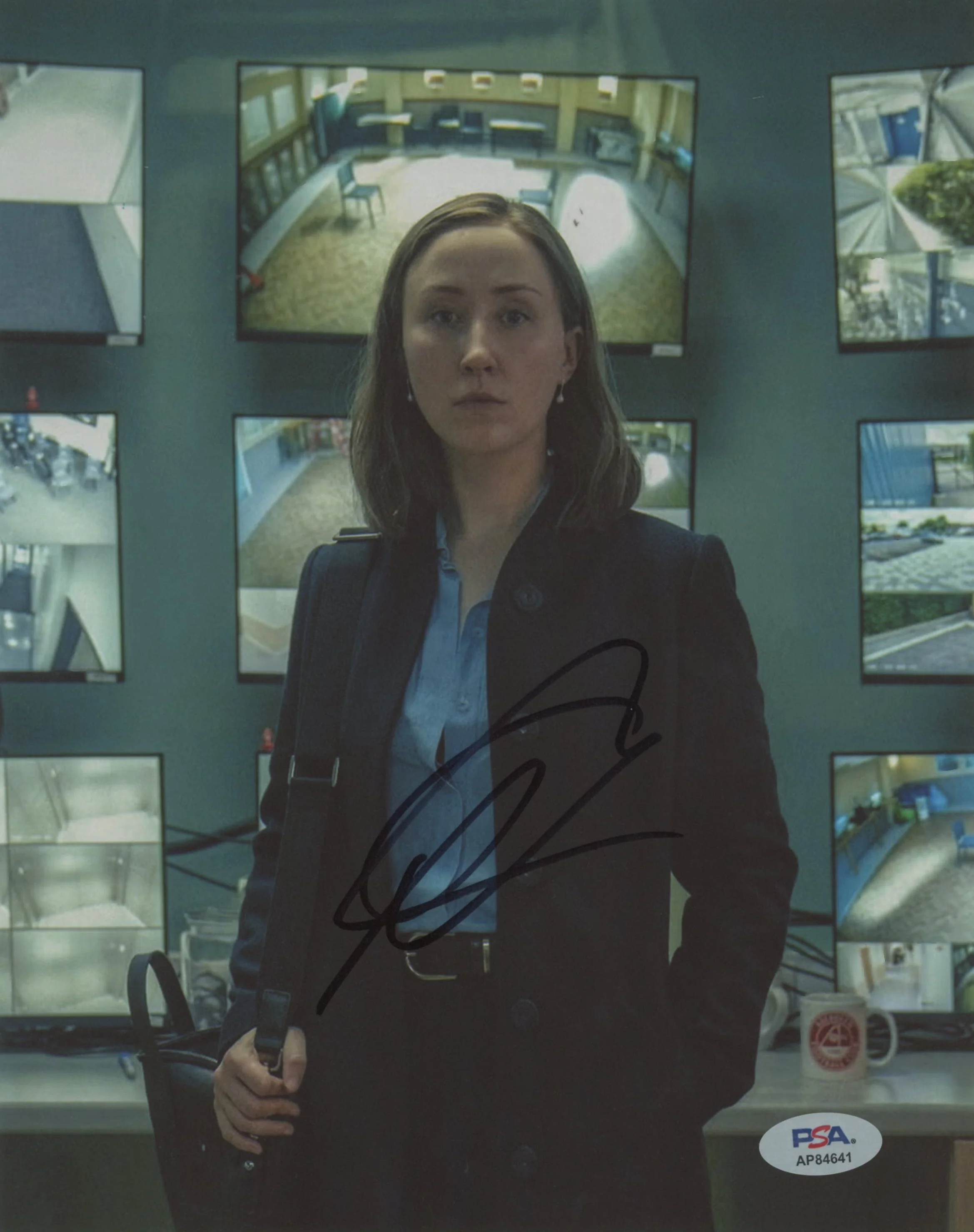 Erin Doherty Adolescence Authentic Signed 8x10 Vertical Photo PSA/DNA #AP84641