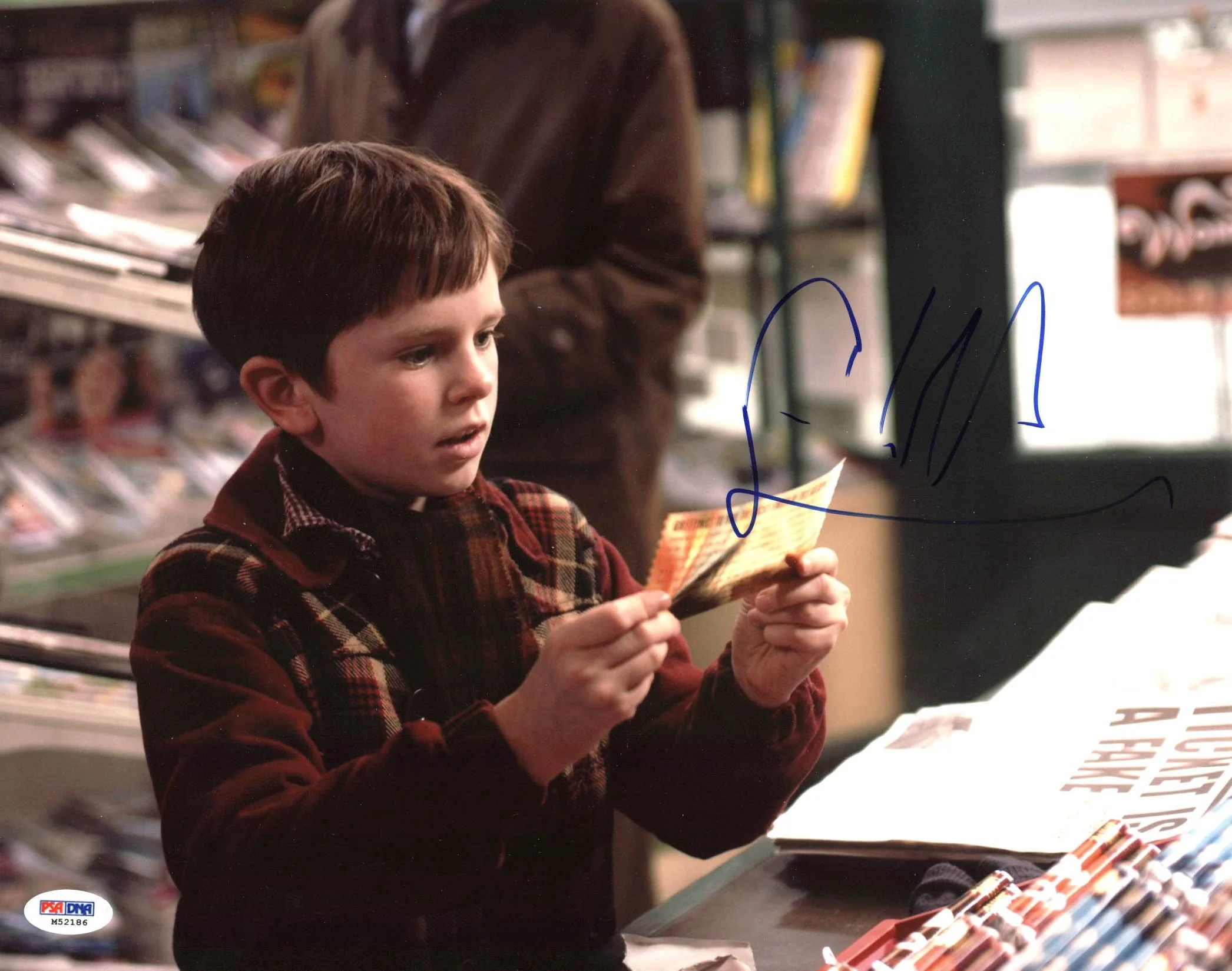 Freddie Highmore Charlie & The Chocolate Factory Signed 11X14 Photo PSA #M52186