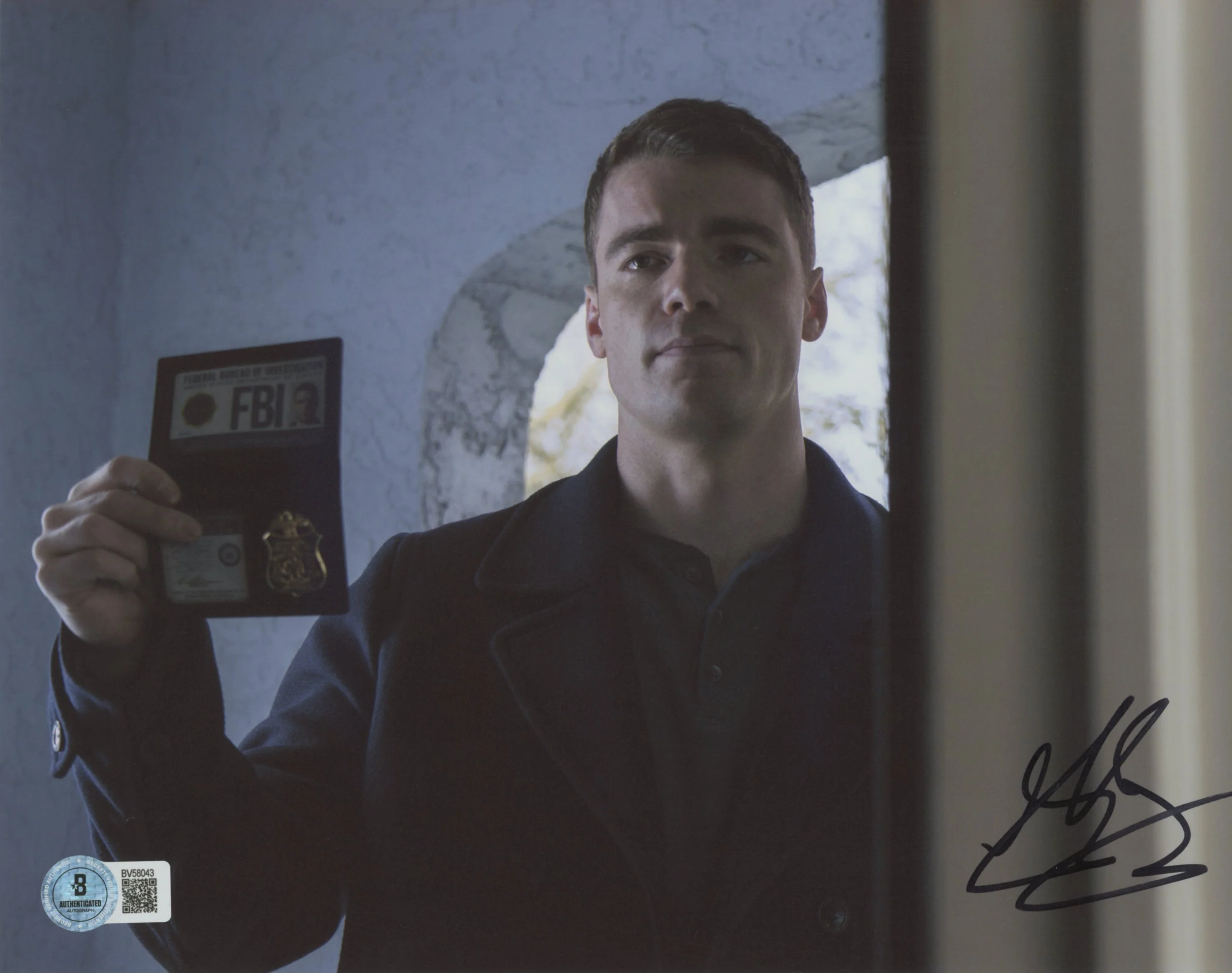 Gabriel Basso The Night Agent Authentic Signed 8x10 Photo BAS #BV58043