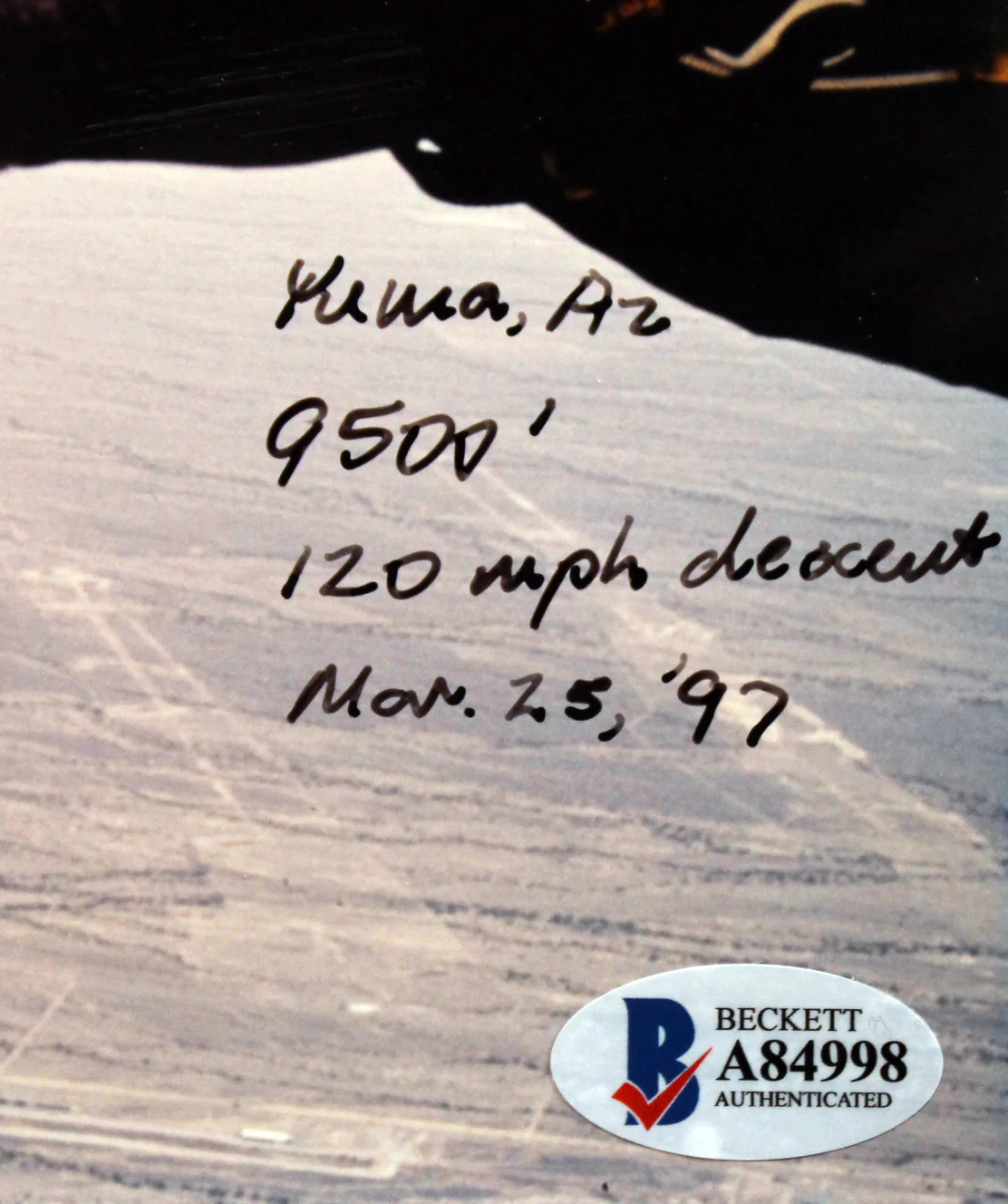 George H.W. Bush Signed & Matted 85th Birthday Skydiving 8x12 Photo BAS #A84998 - Image 4