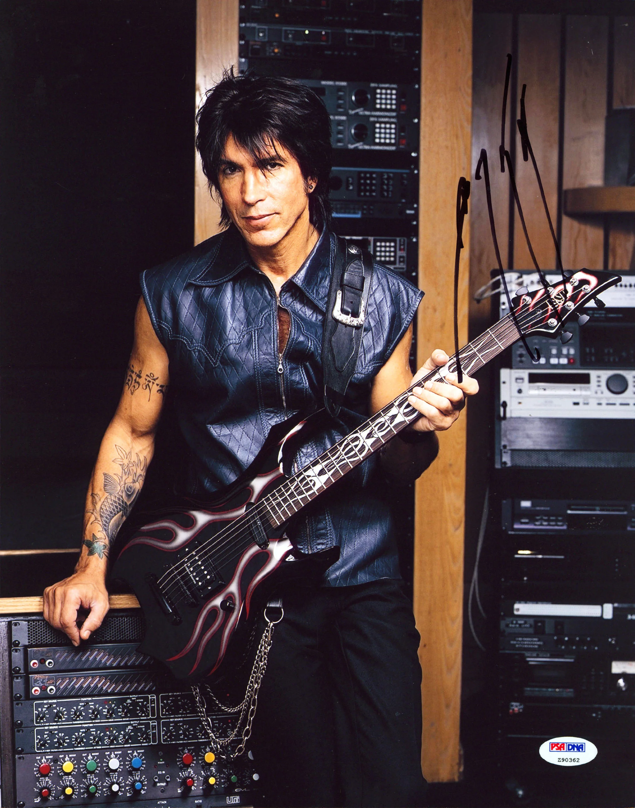 George Lynch Dokken Authentic Signed 11x14 Vertical Photo PSA/DNA #Z90362
