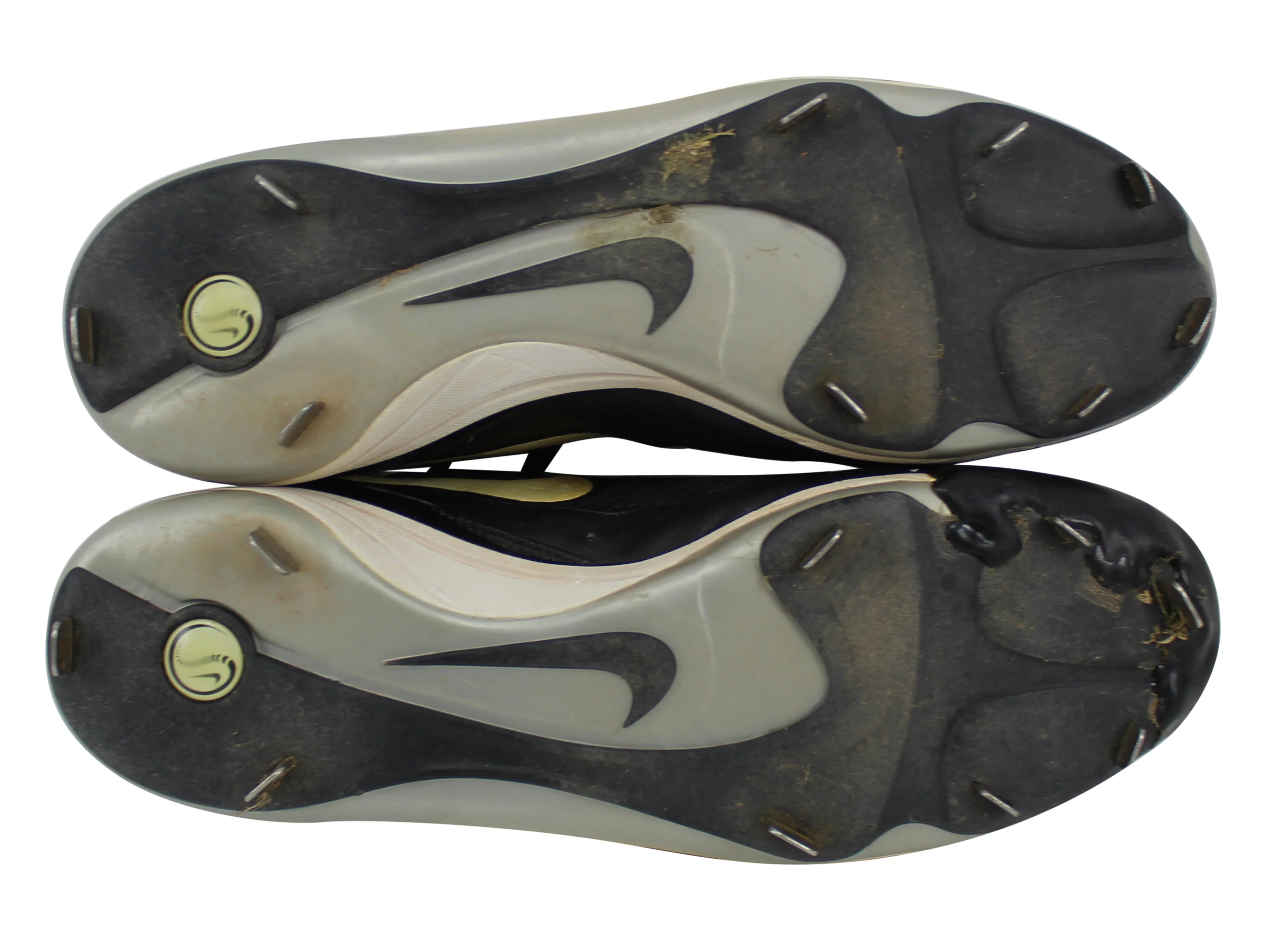 Giants Dan Runzler Authentic Signed Game Used Nike Cleats Autographed BAS - Image 7
